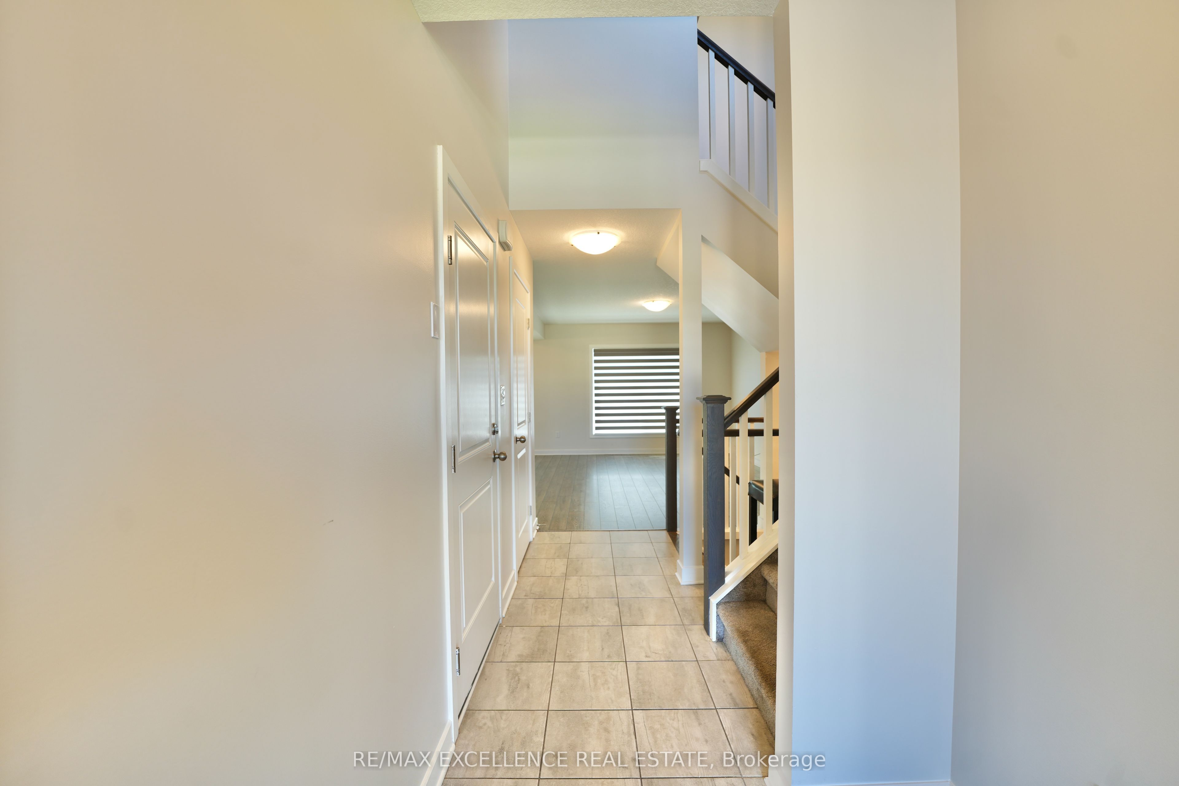 18 Weir Crescent Property Photo 12