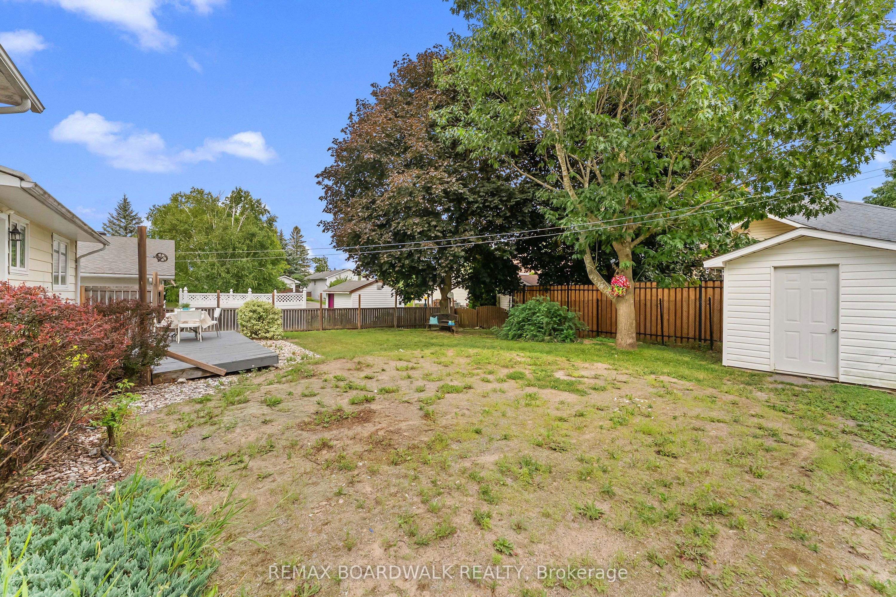 192 Allan Drive Property Photo 27