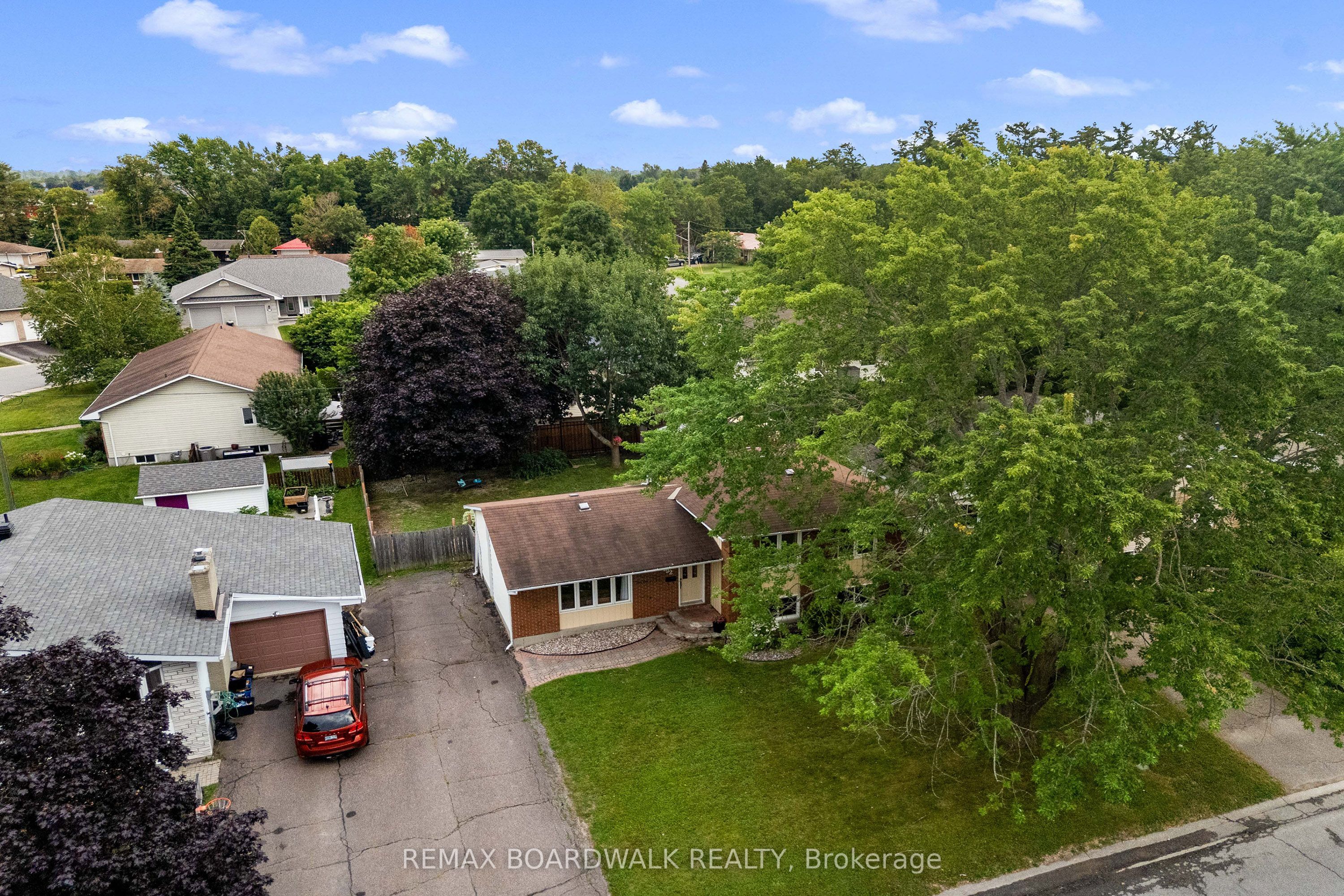 192 Allan Drive Property Photo 29