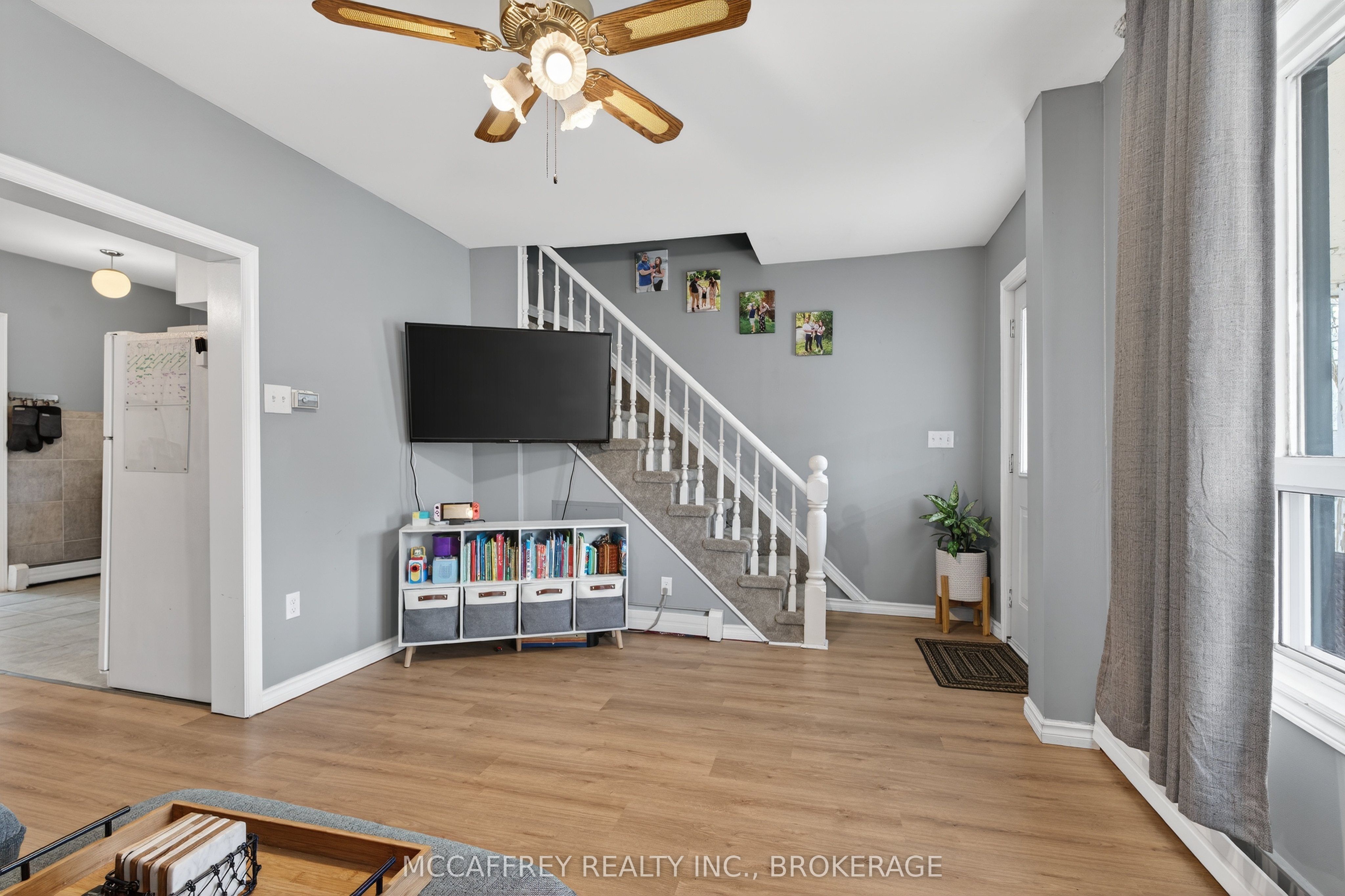 427 Thomas Street Property Photo 11
