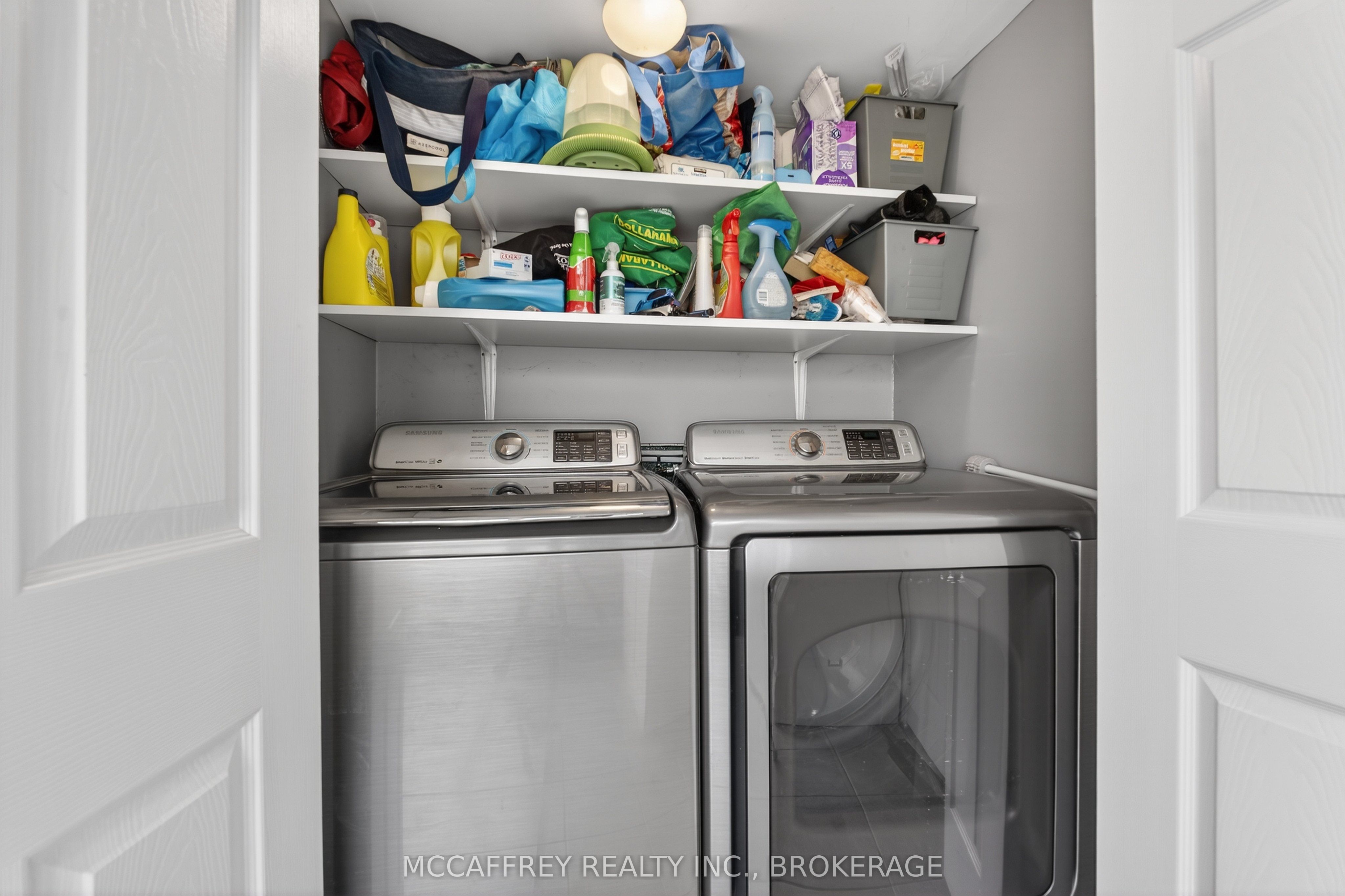 427 Thomas Street Property Photo 19