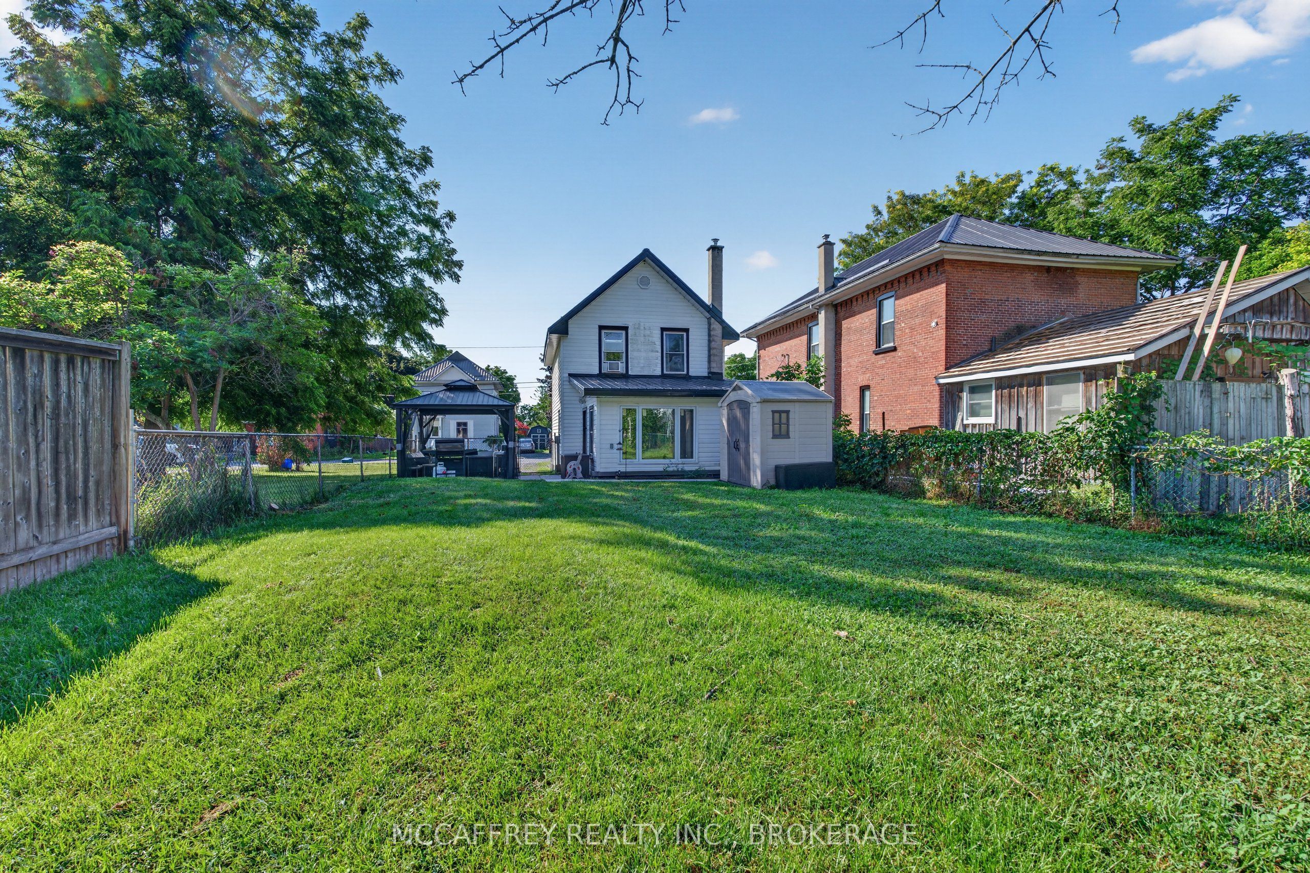 427 Thomas Street Property Photo 20