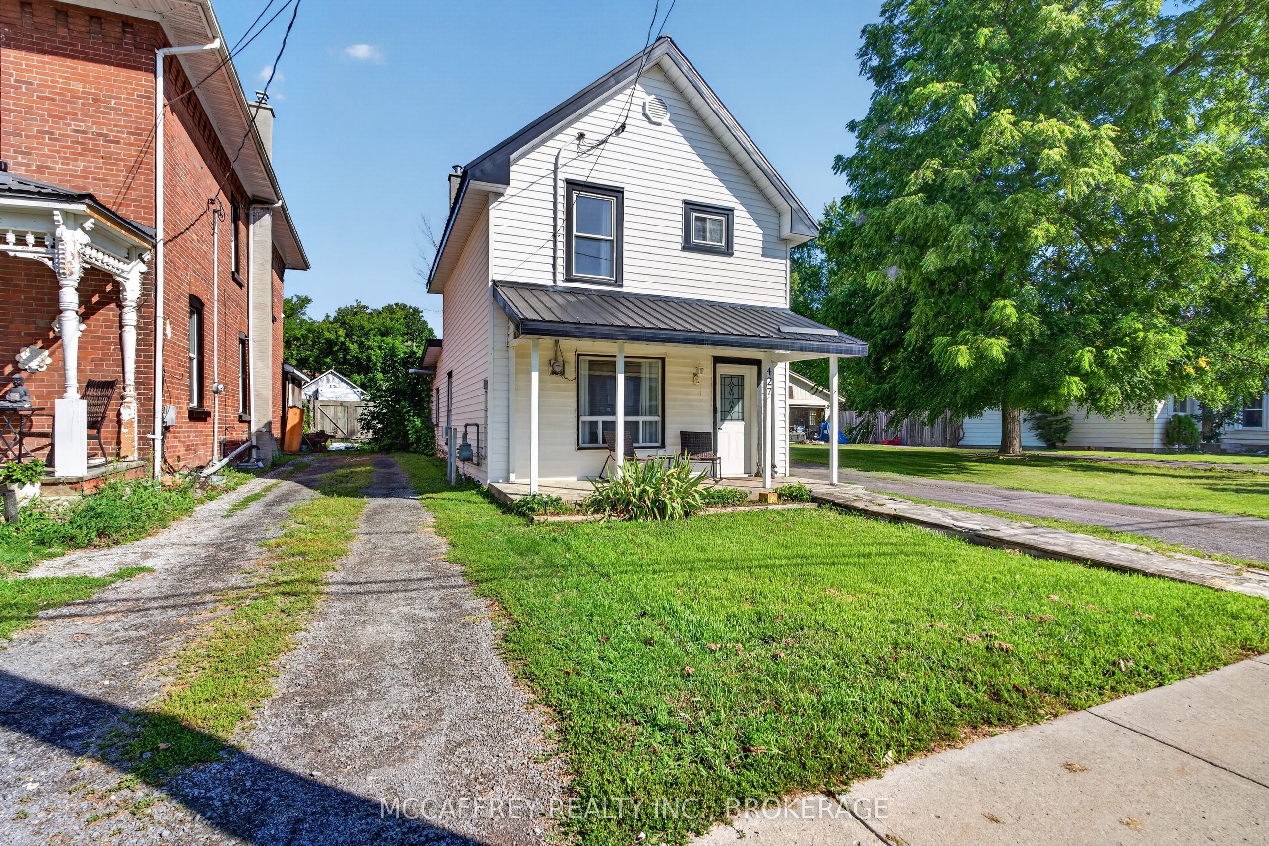 427 Thomas Street Property Photo 29