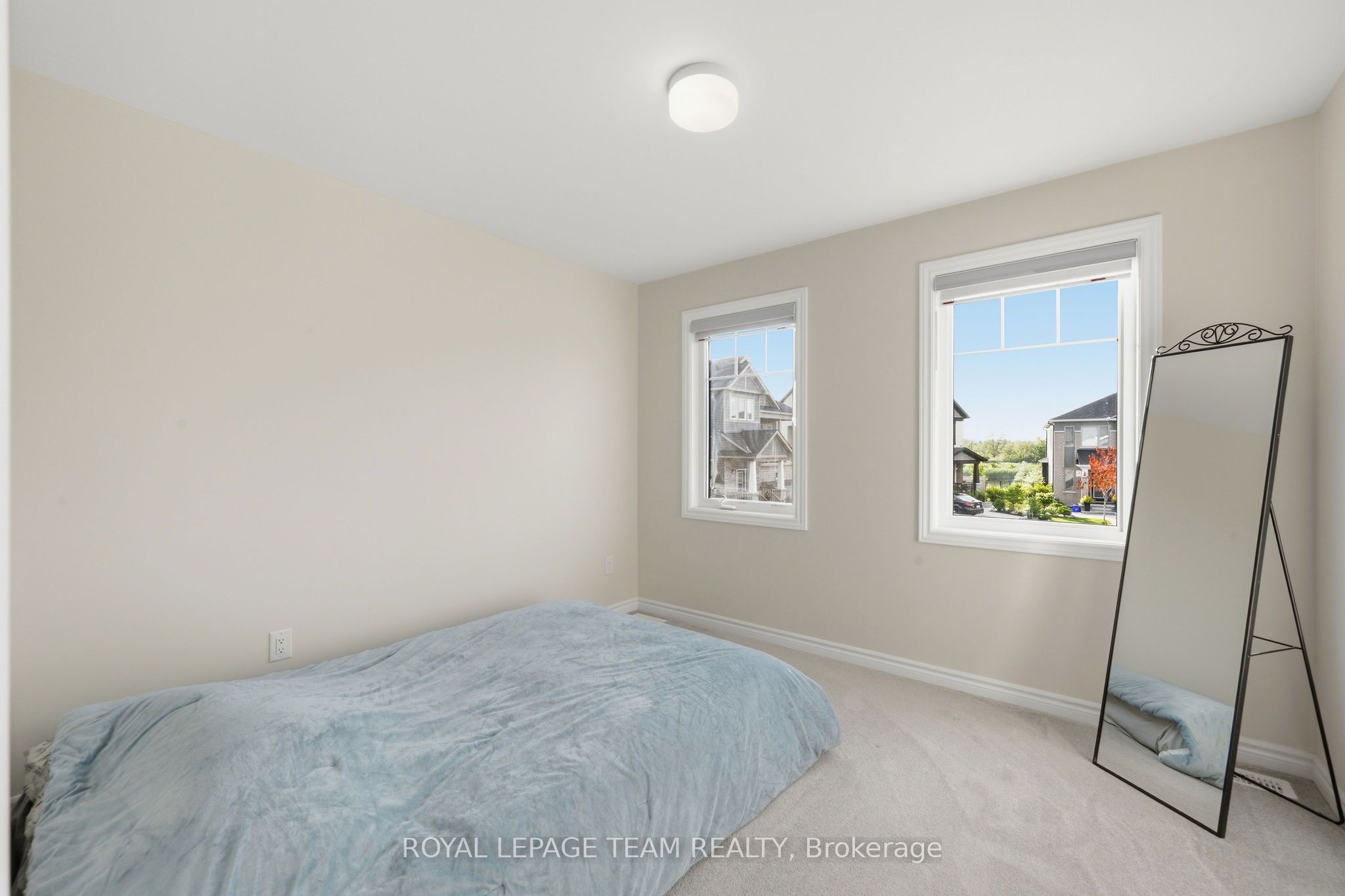 153 Unity Place Property Photo 28