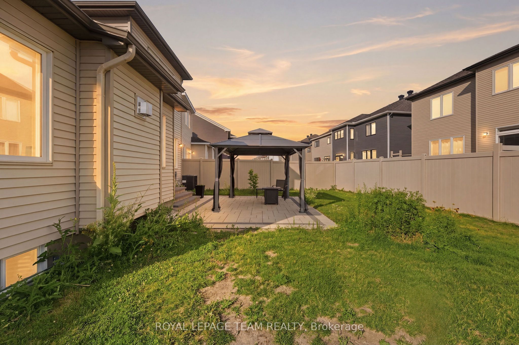 153 Unity Place Property Photo 33