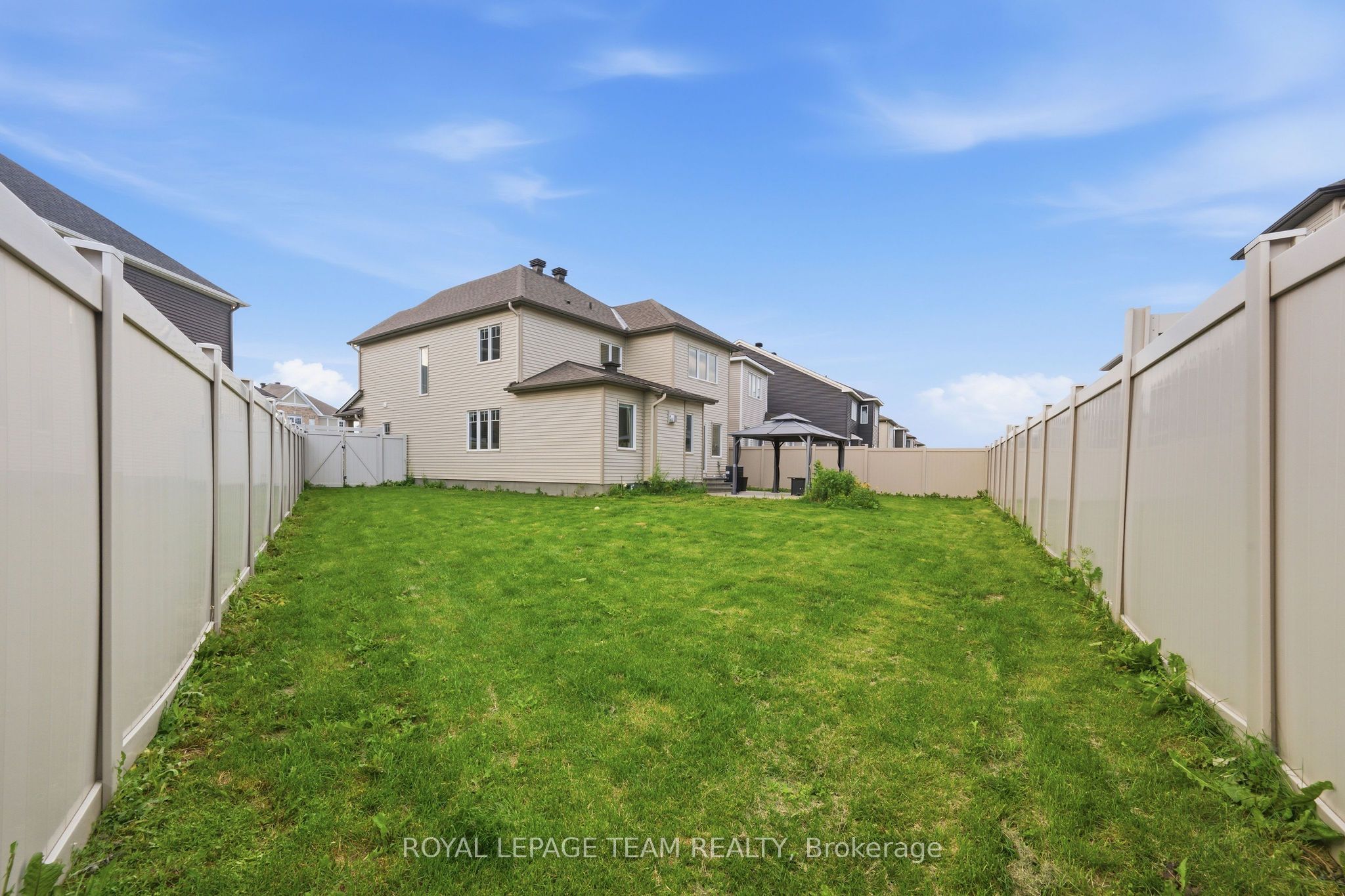 153 Unity Place Property Photo 36
