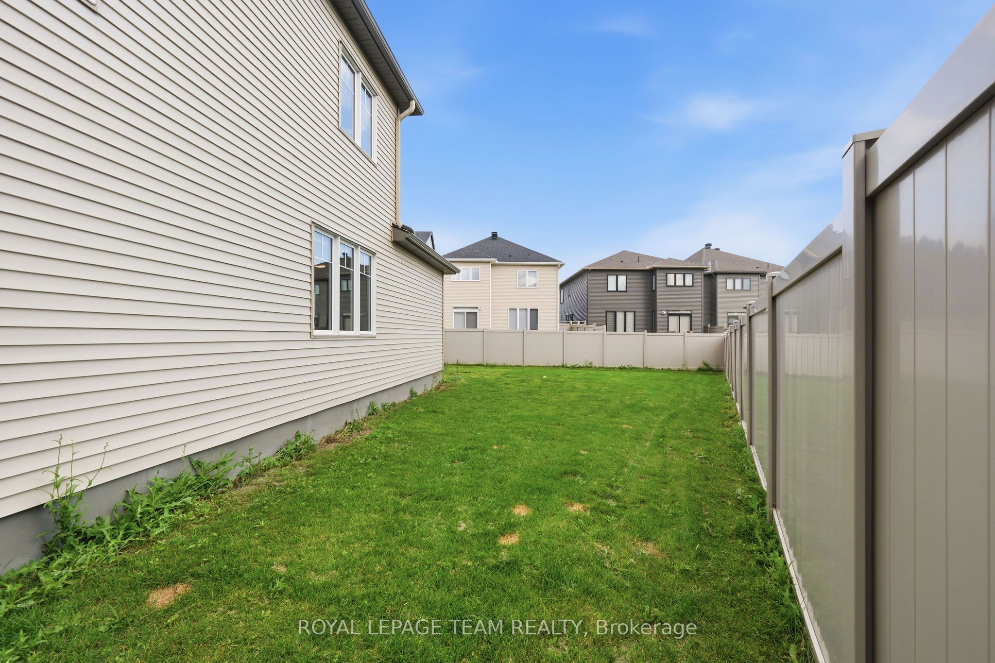 153 Unity Place Property Photo 37