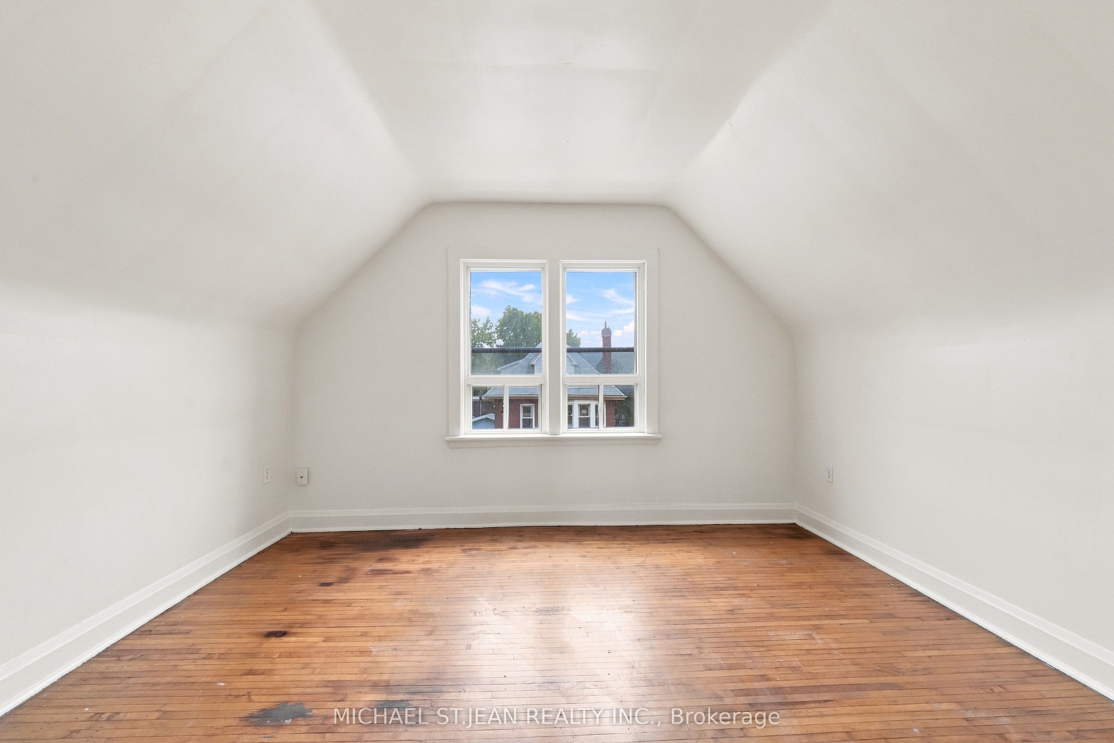 105 Rosemont Avenue Property Photo 19