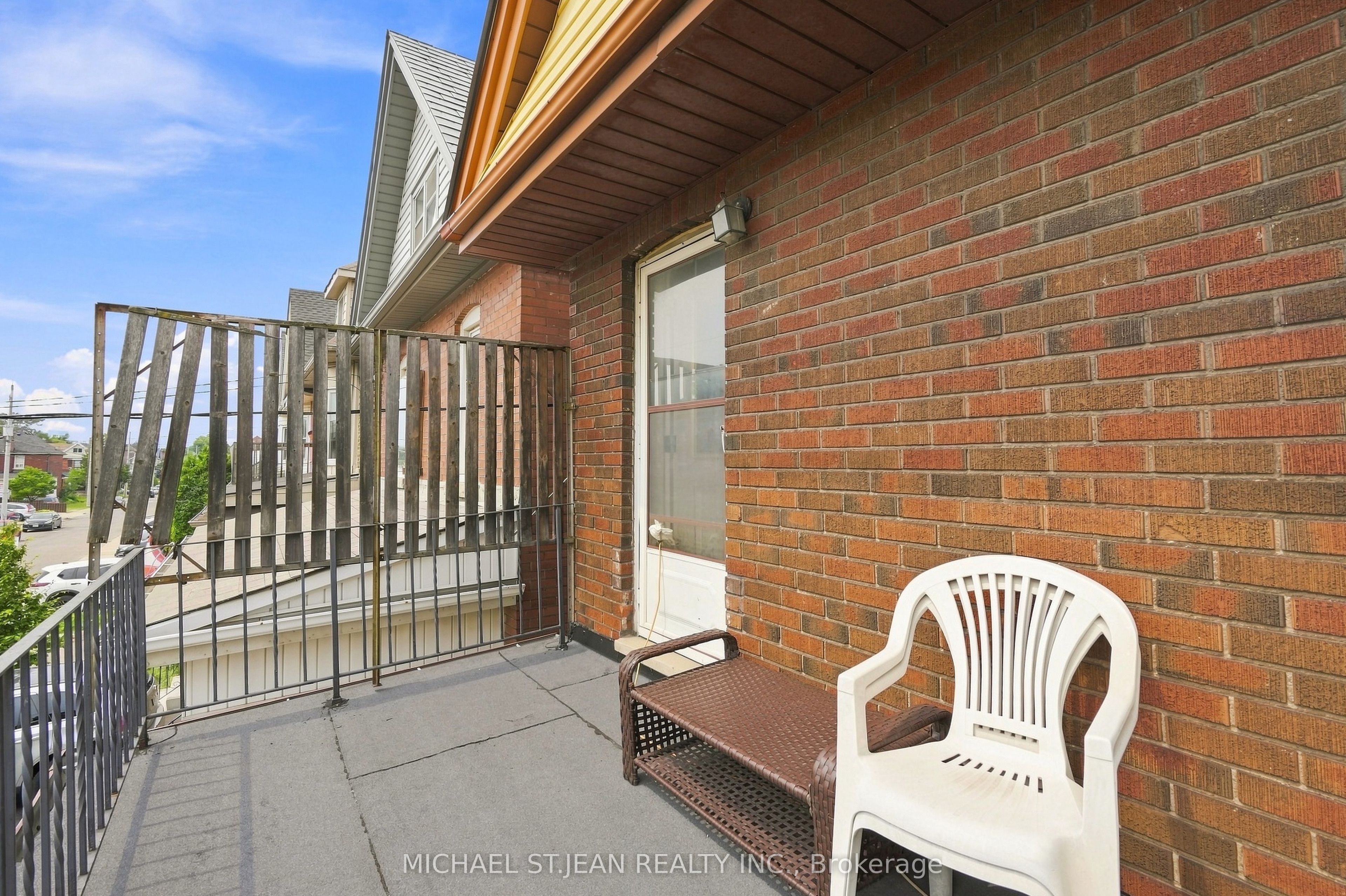 105 Rosemont Avenue Property Photo 29