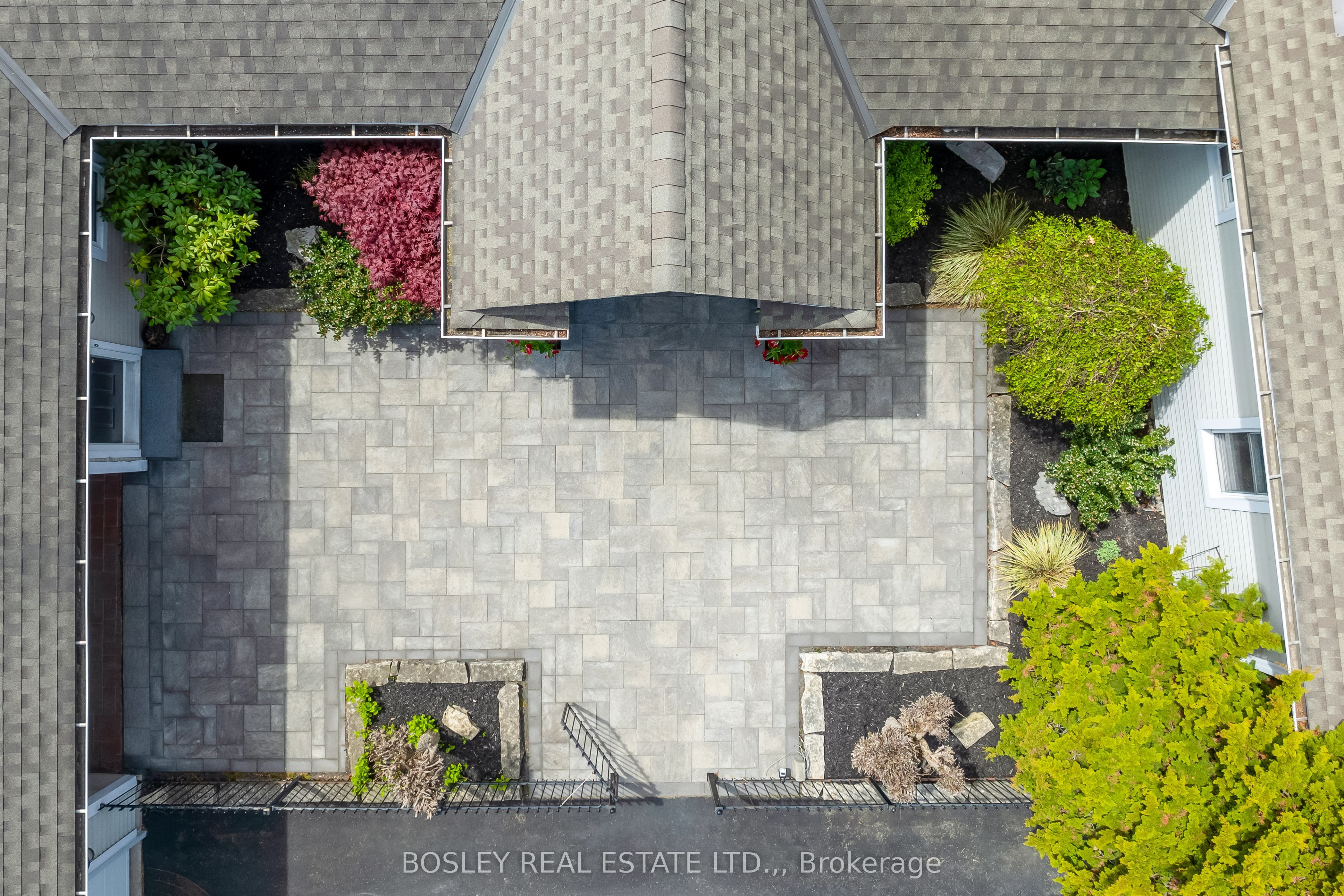 166 Lakeshore Road Property Photo 6