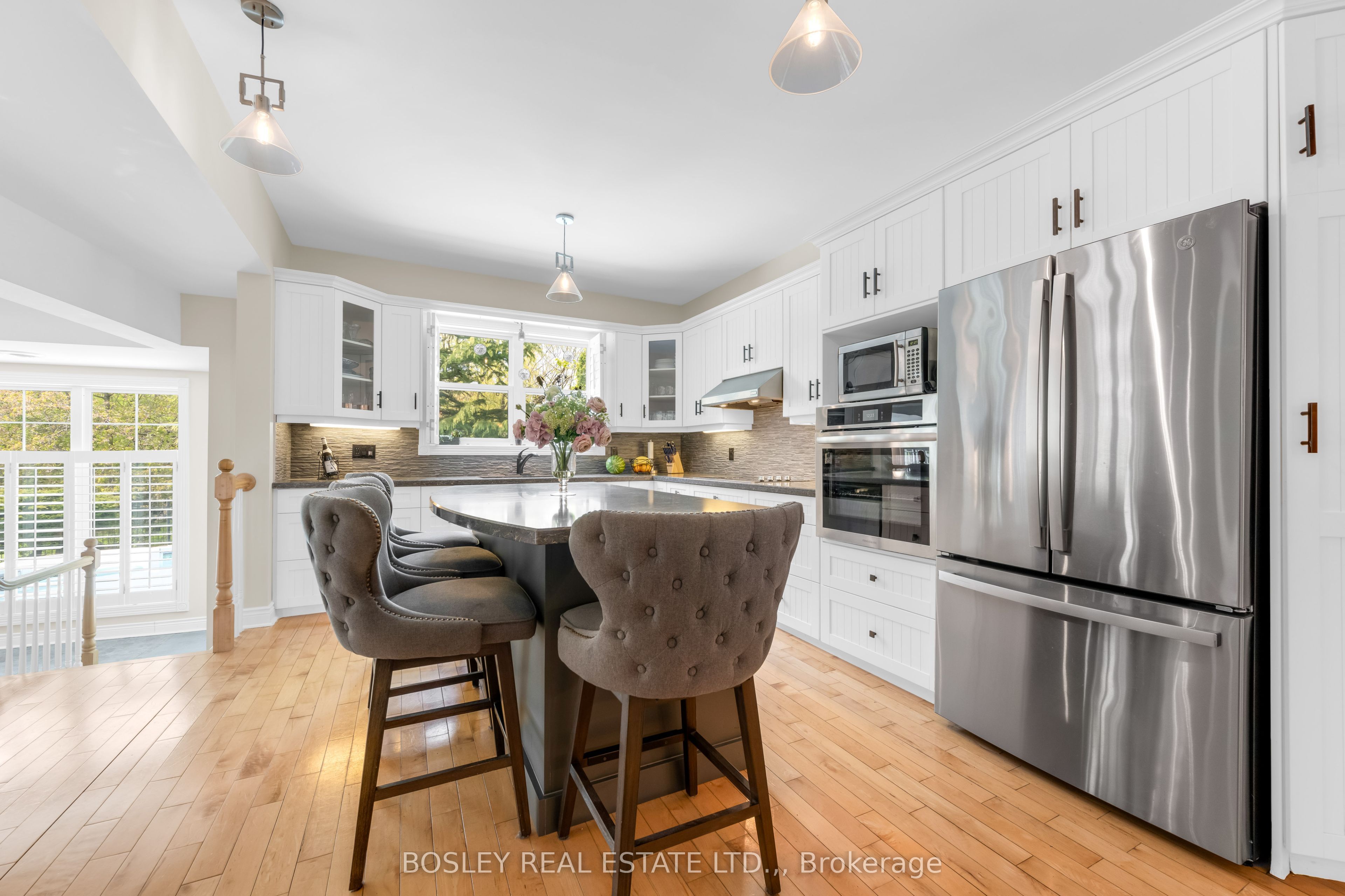 166 Lakeshore Road Property Photo 15