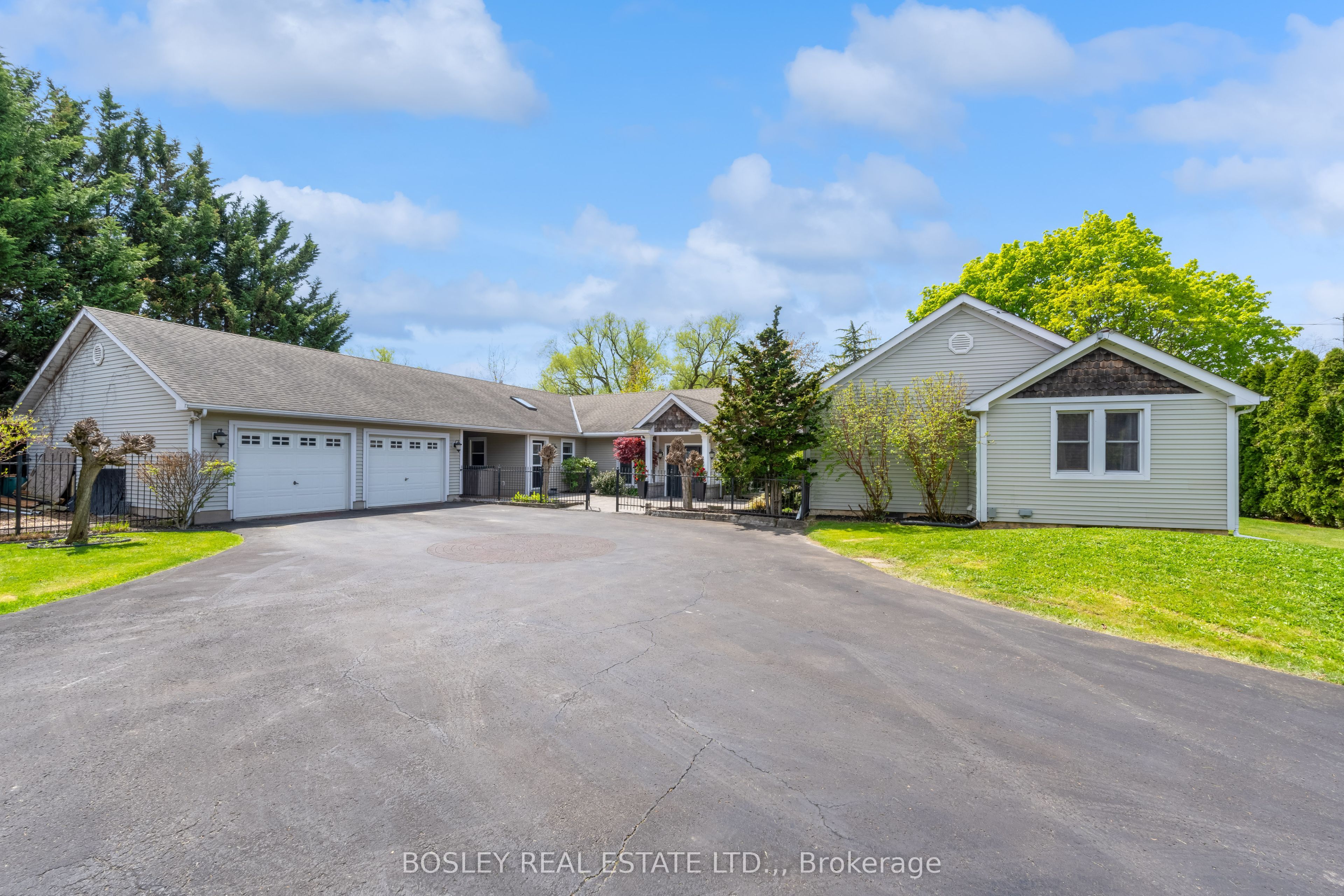 166 Lakeshore Road Property Photo 46