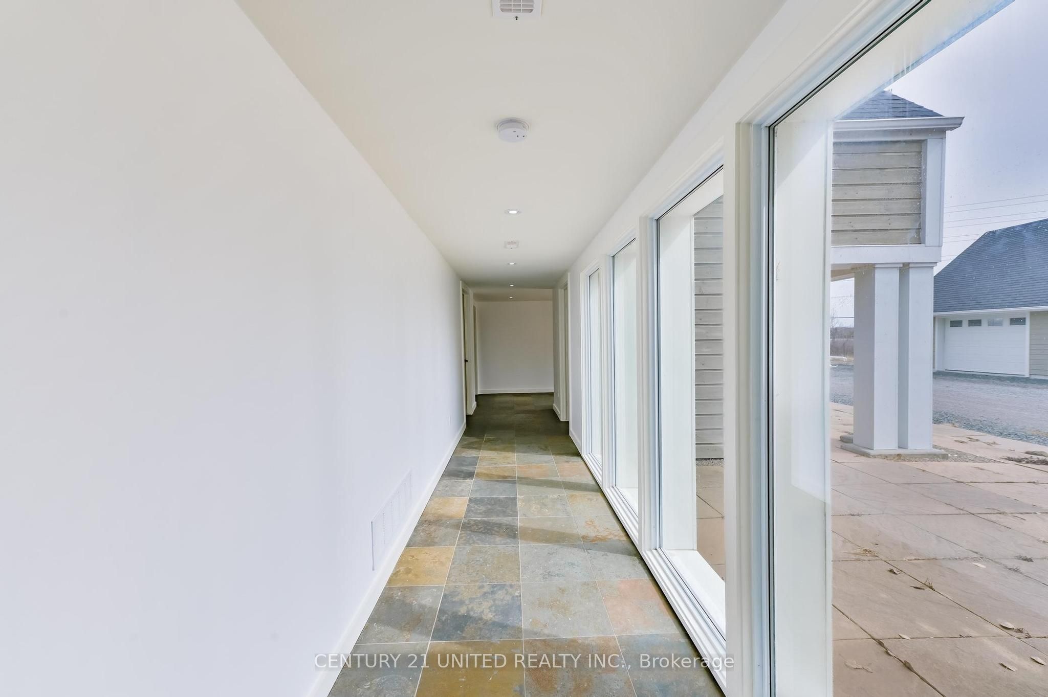 590 Maniece Avenue Property Photo 15