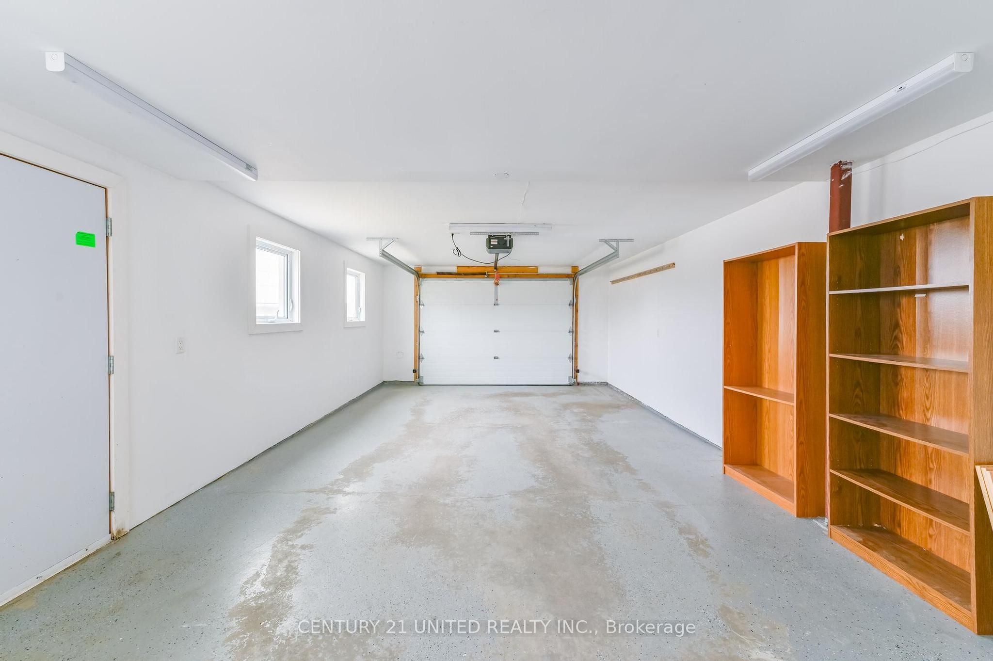 590 Maniece Avenue Property Photo 28