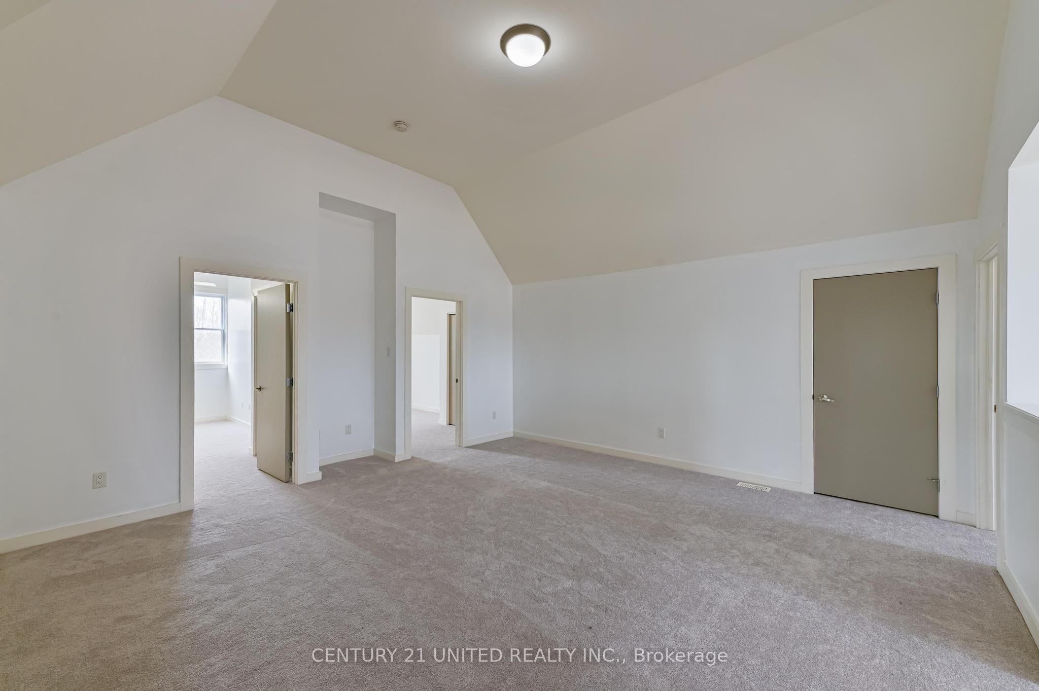 590 Maniece Avenue Property Photo 29