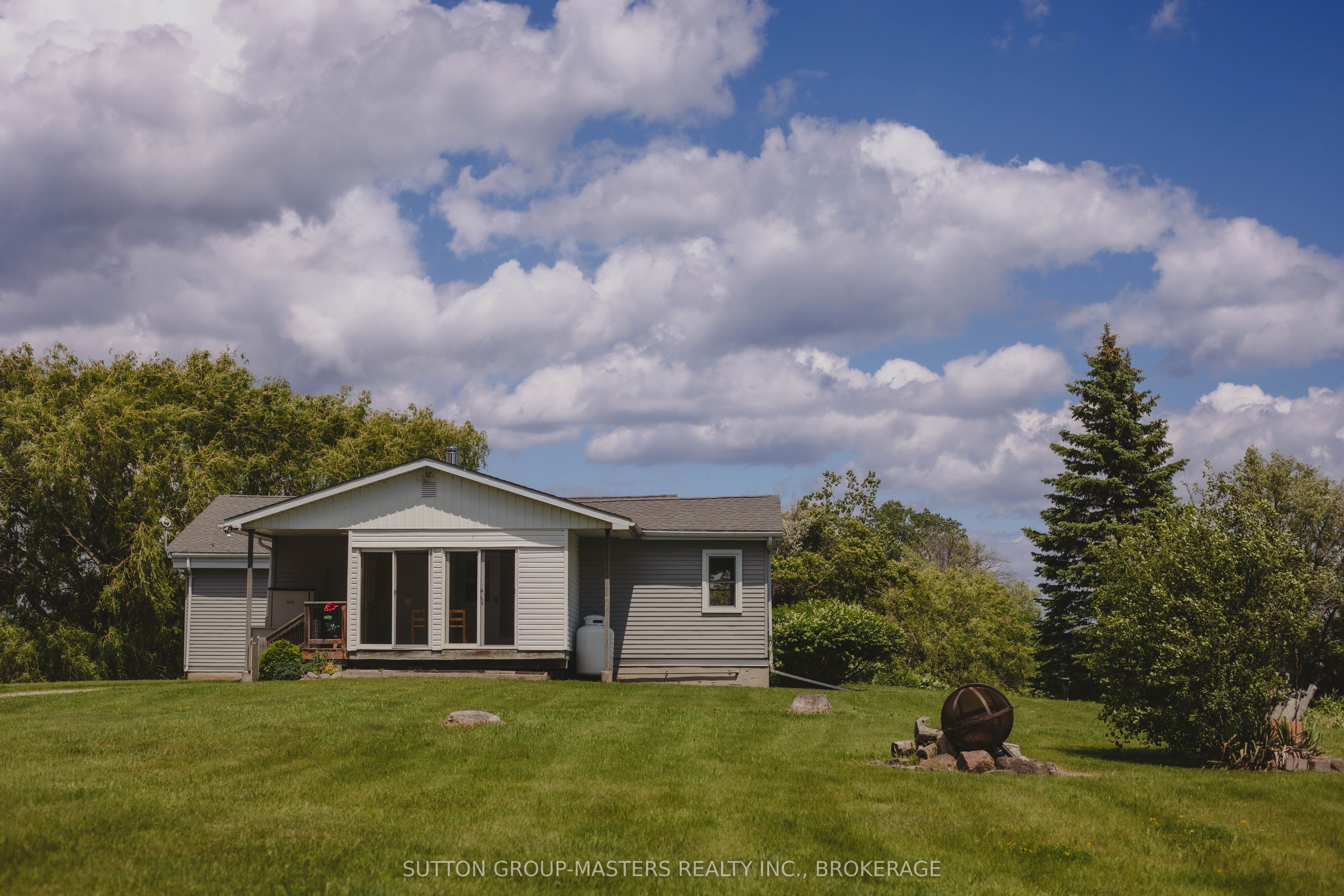 9392 Highway 33 Highway Property Photo 4
