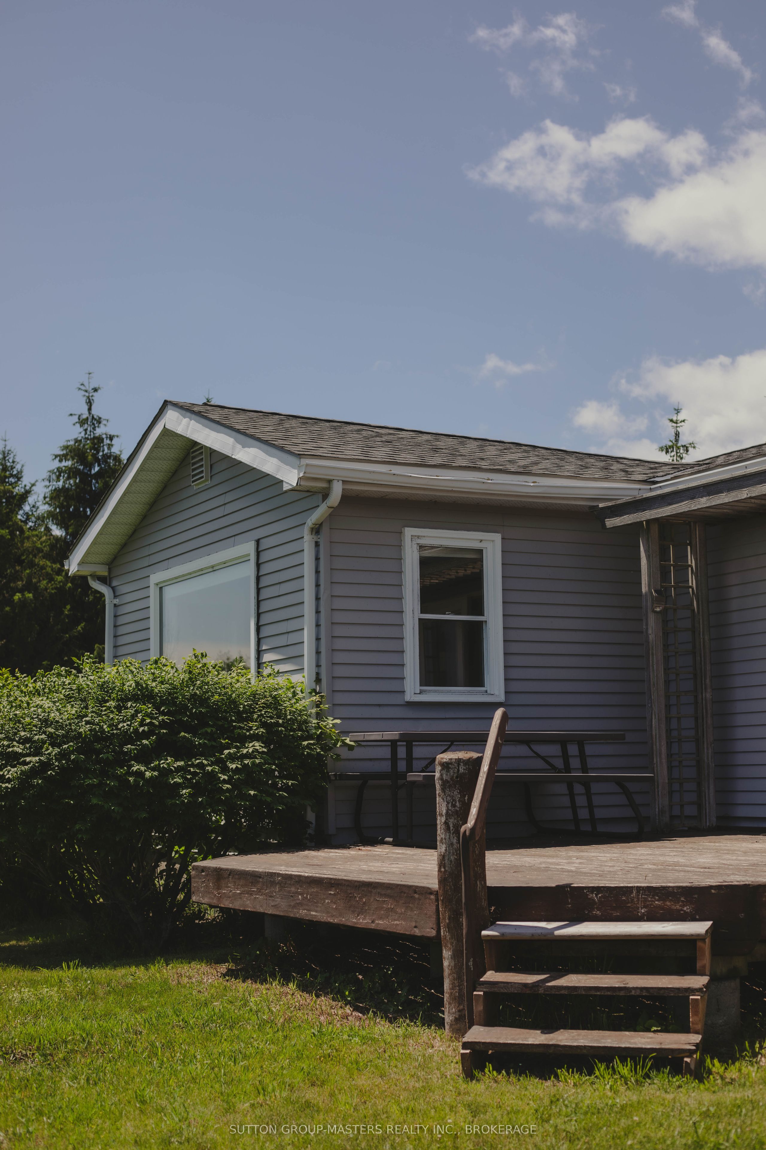 9392 Highway 33 Highway Property Photo 6