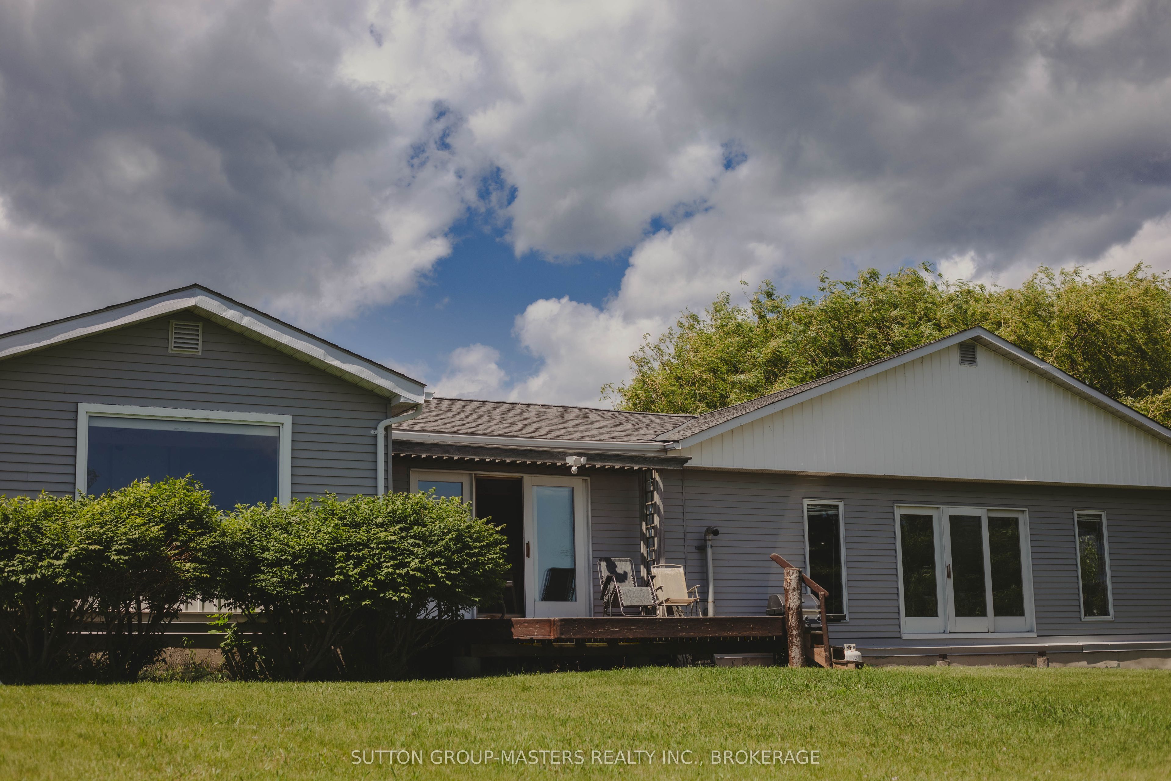 9392 Highway 33 Highway Property Photo 20