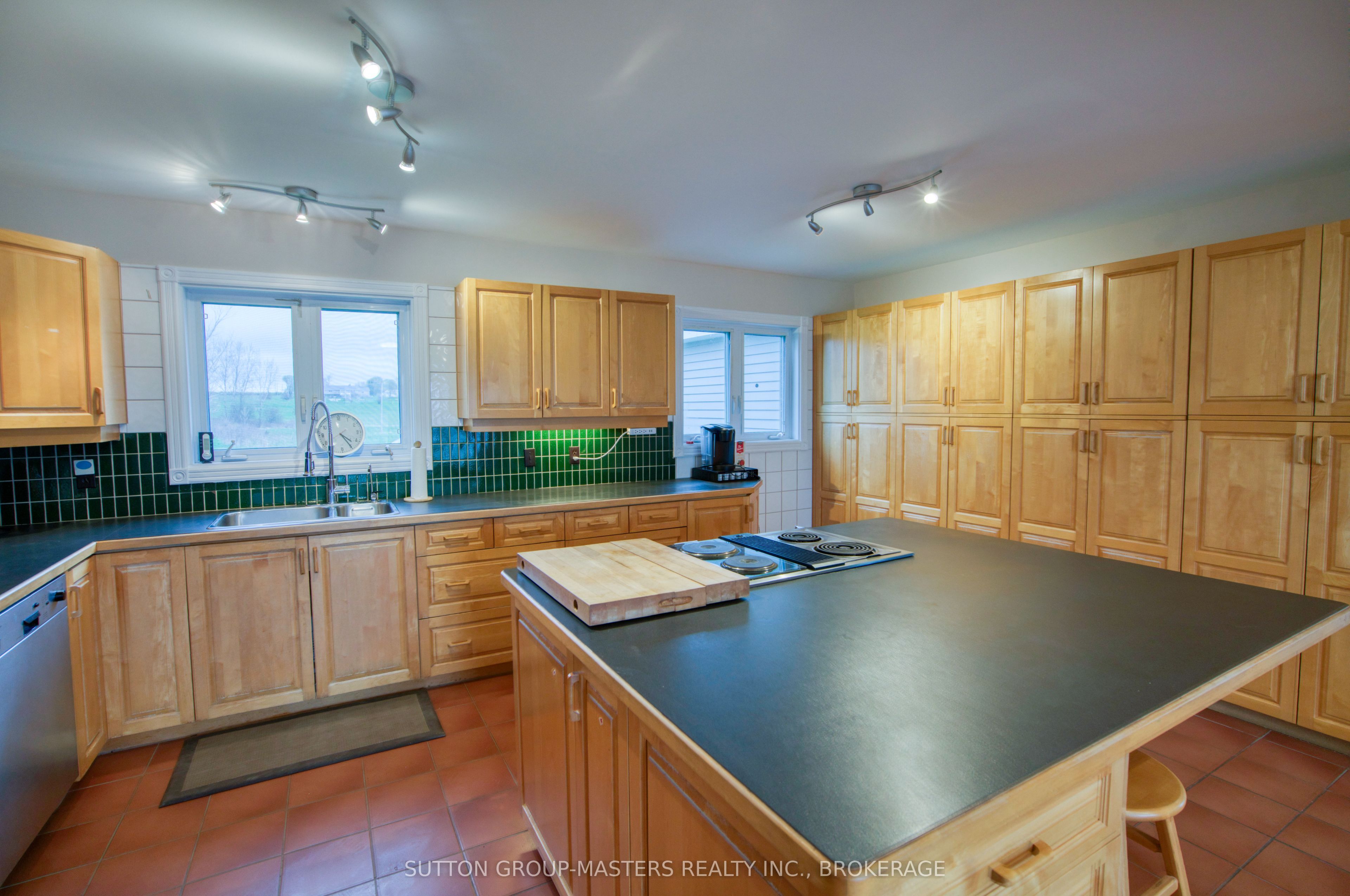 9392 Highway 33 Highway Property Photo 26