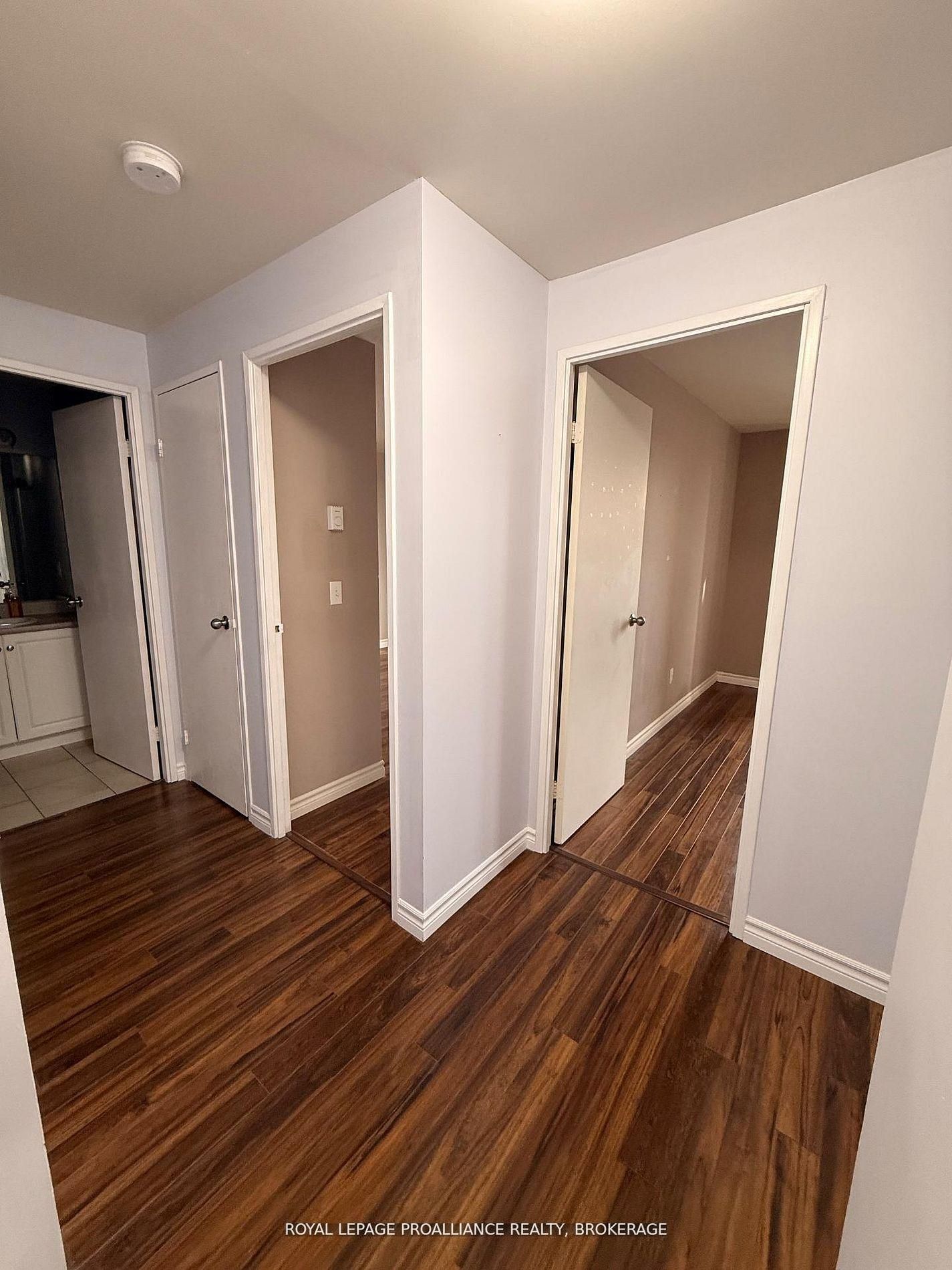 358 Queen Mary Road 611 Property Photo 10