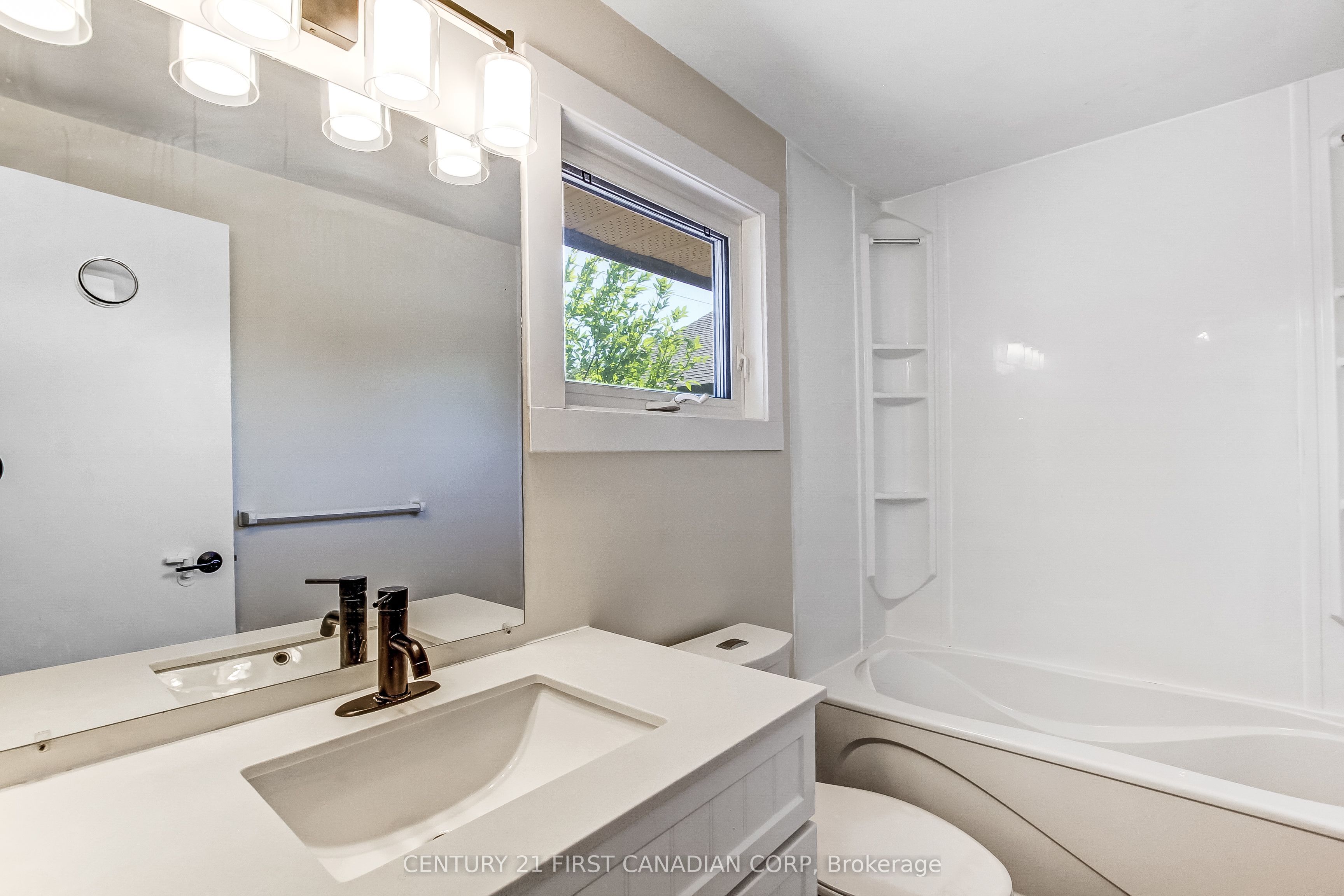 665 Upper Queen Street Property Photo 19