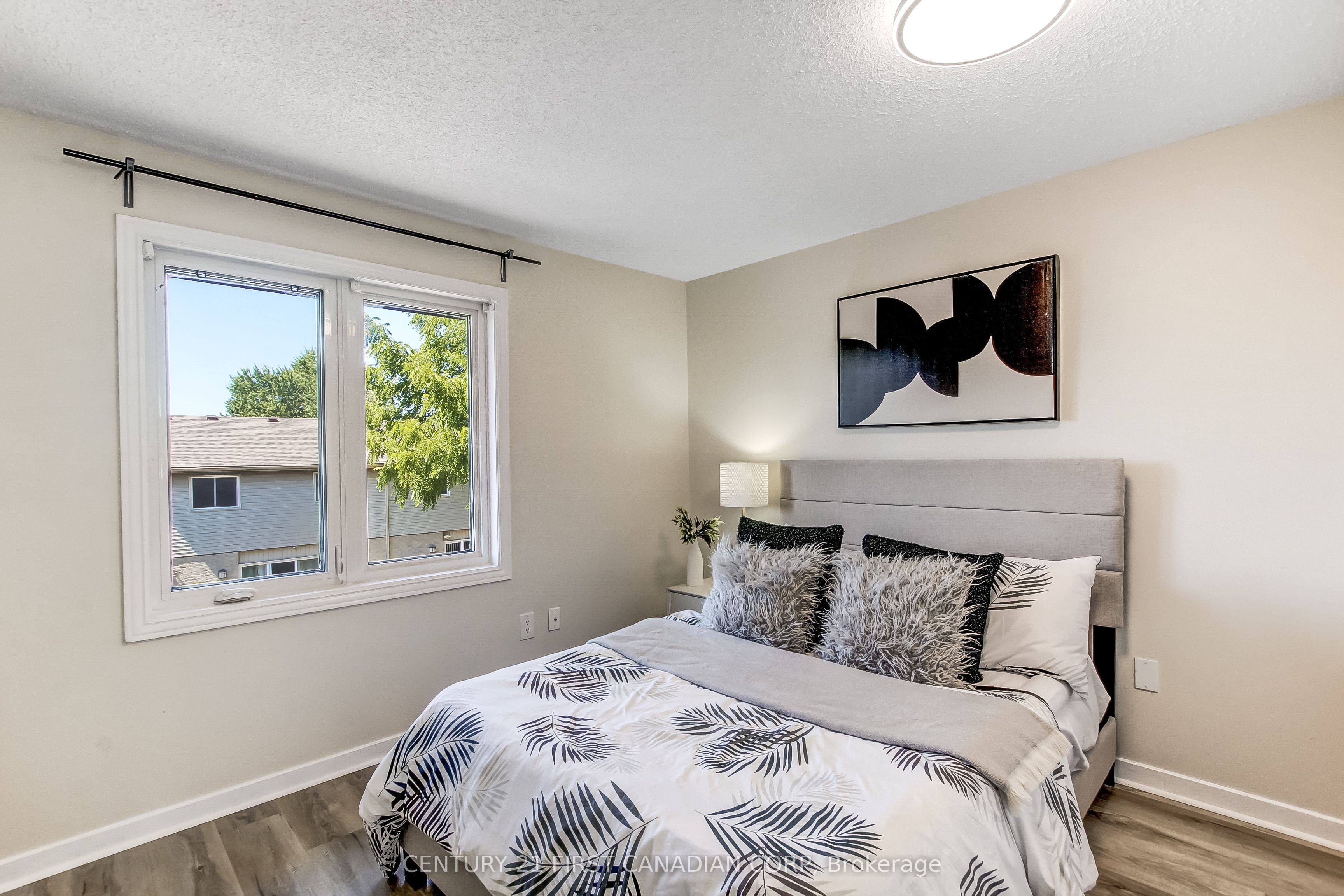665 Upper Queen Street Property Photo 20
