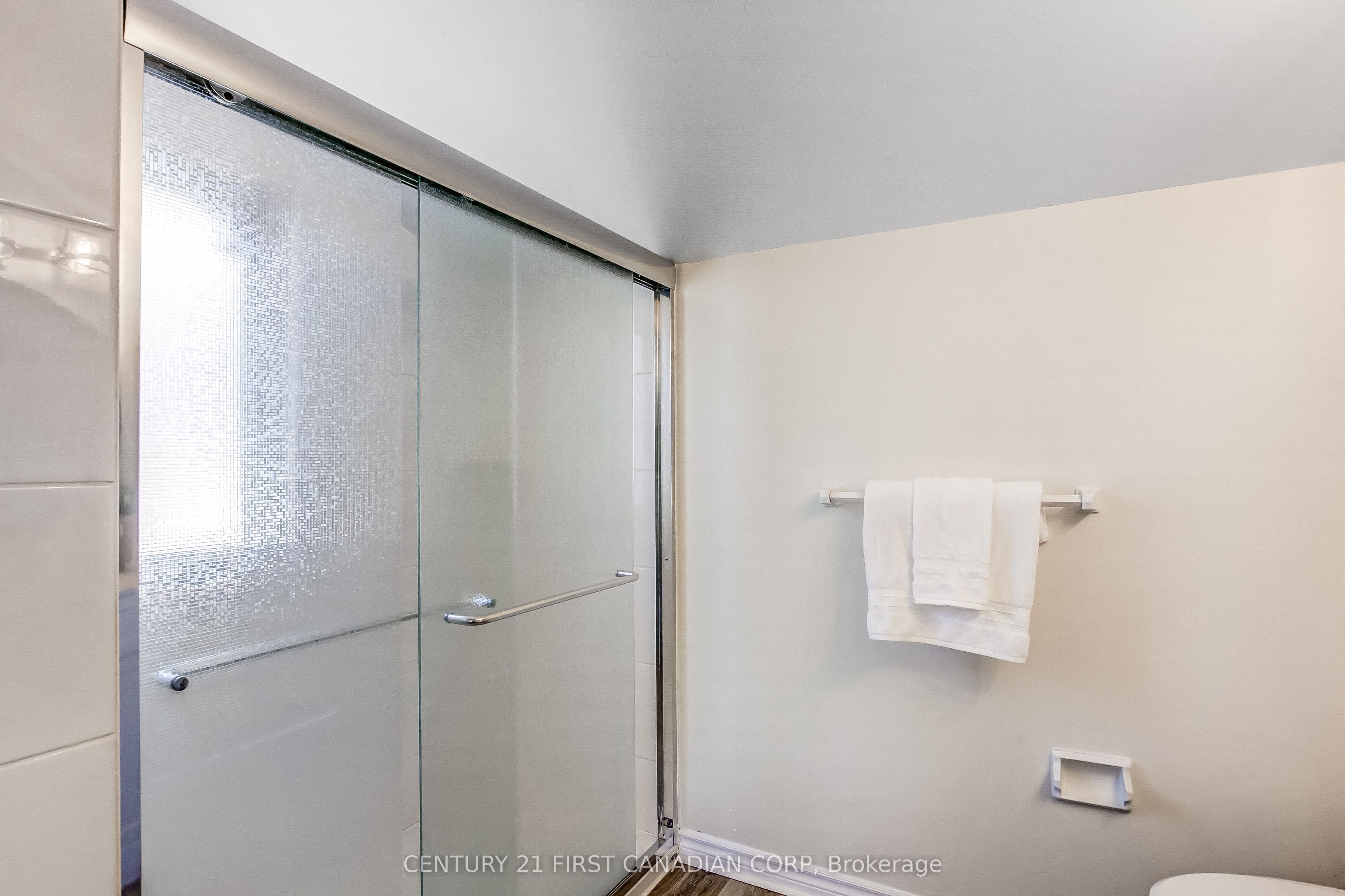 665 Upper Queen Street Property Photo 25