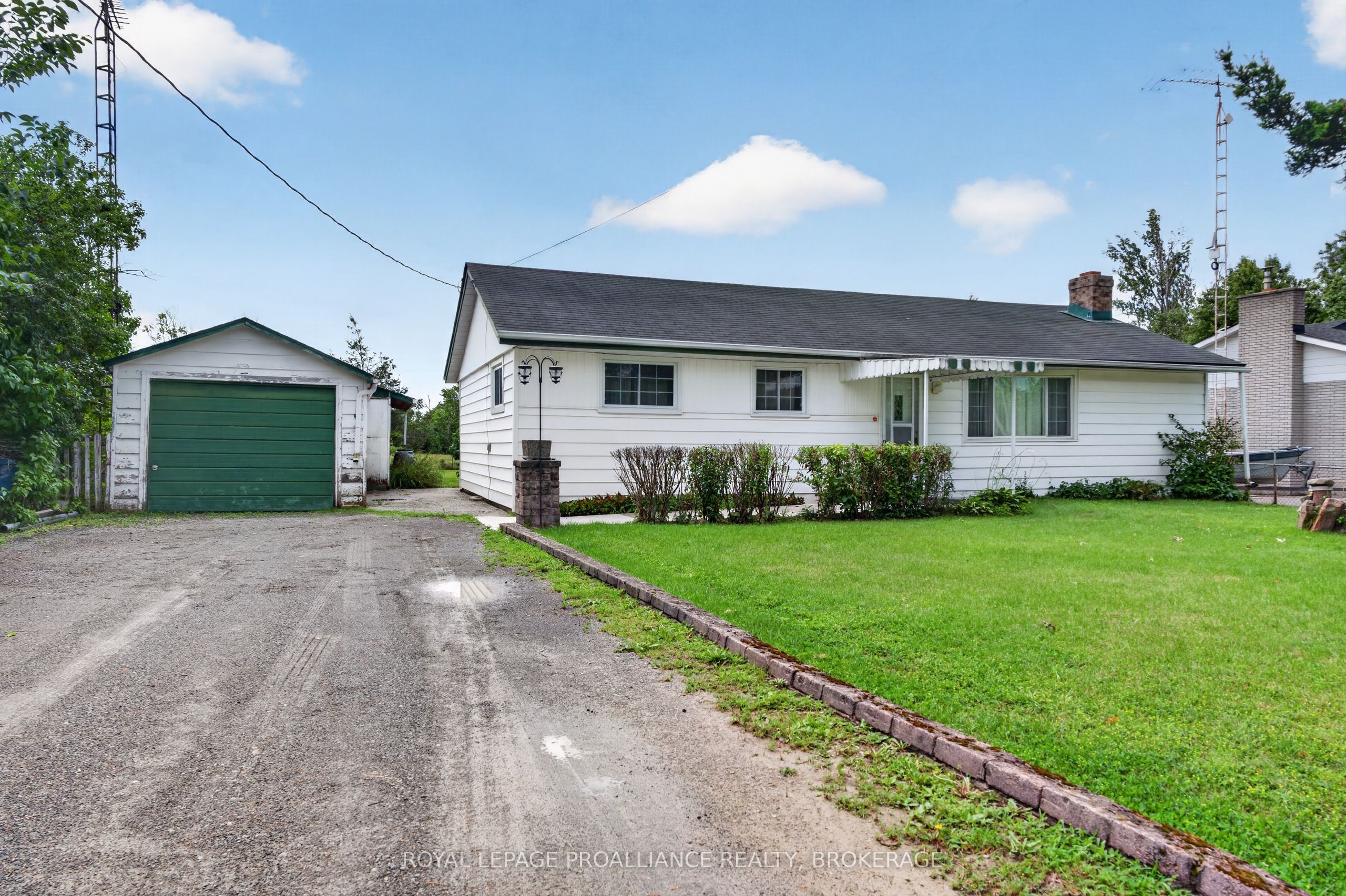 2871 Burbrook Road Property Photo 1
