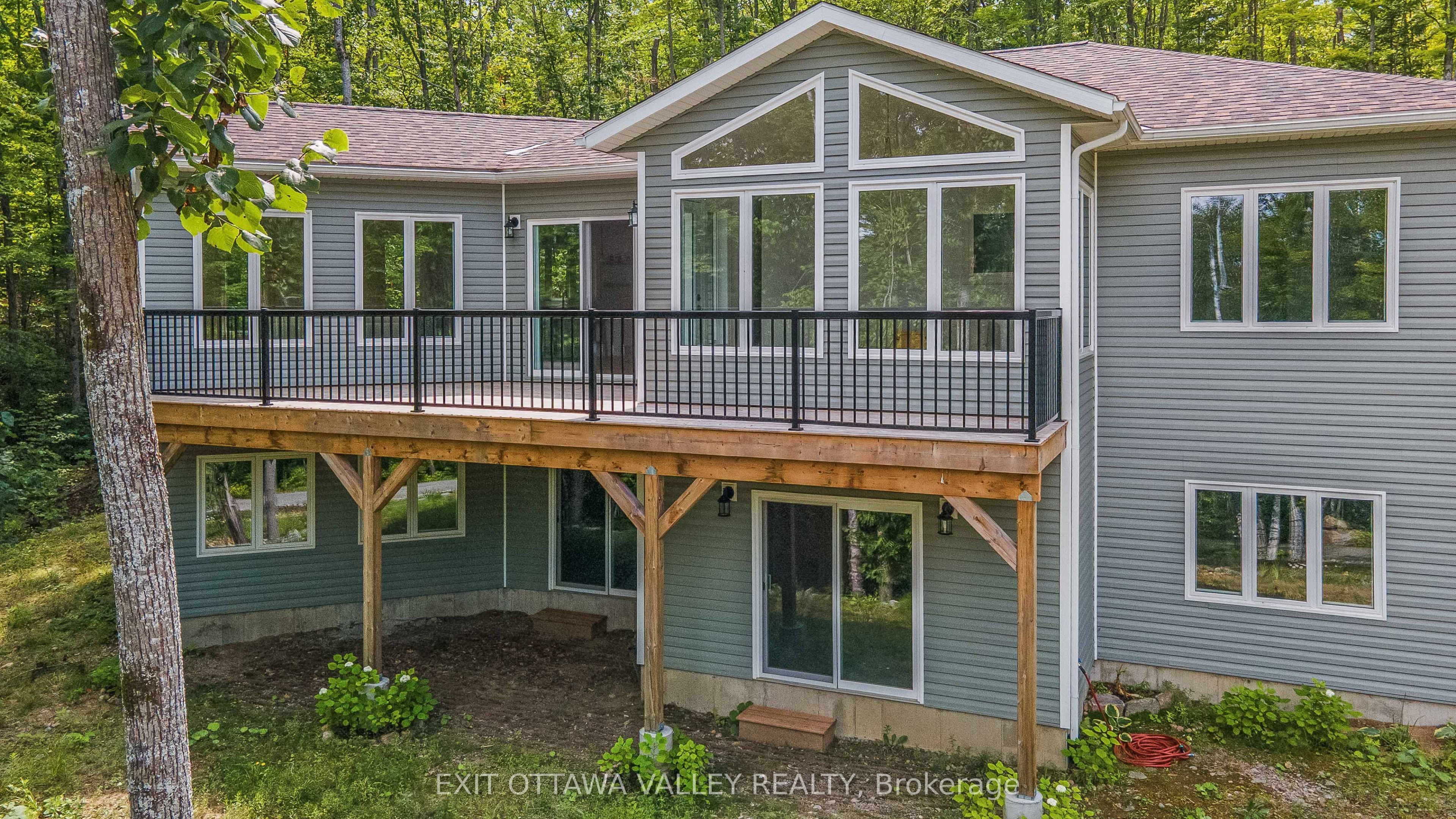 698 Mitchell Road Property Photo 3