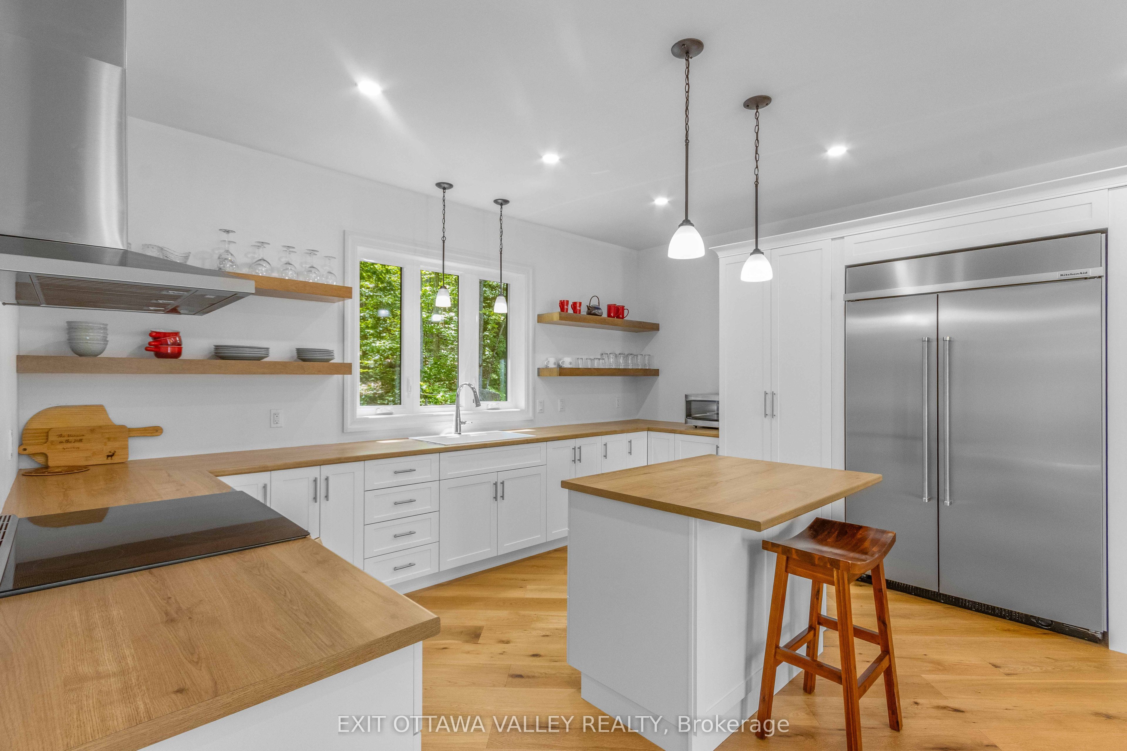 698 Mitchell Road Property Photo 12