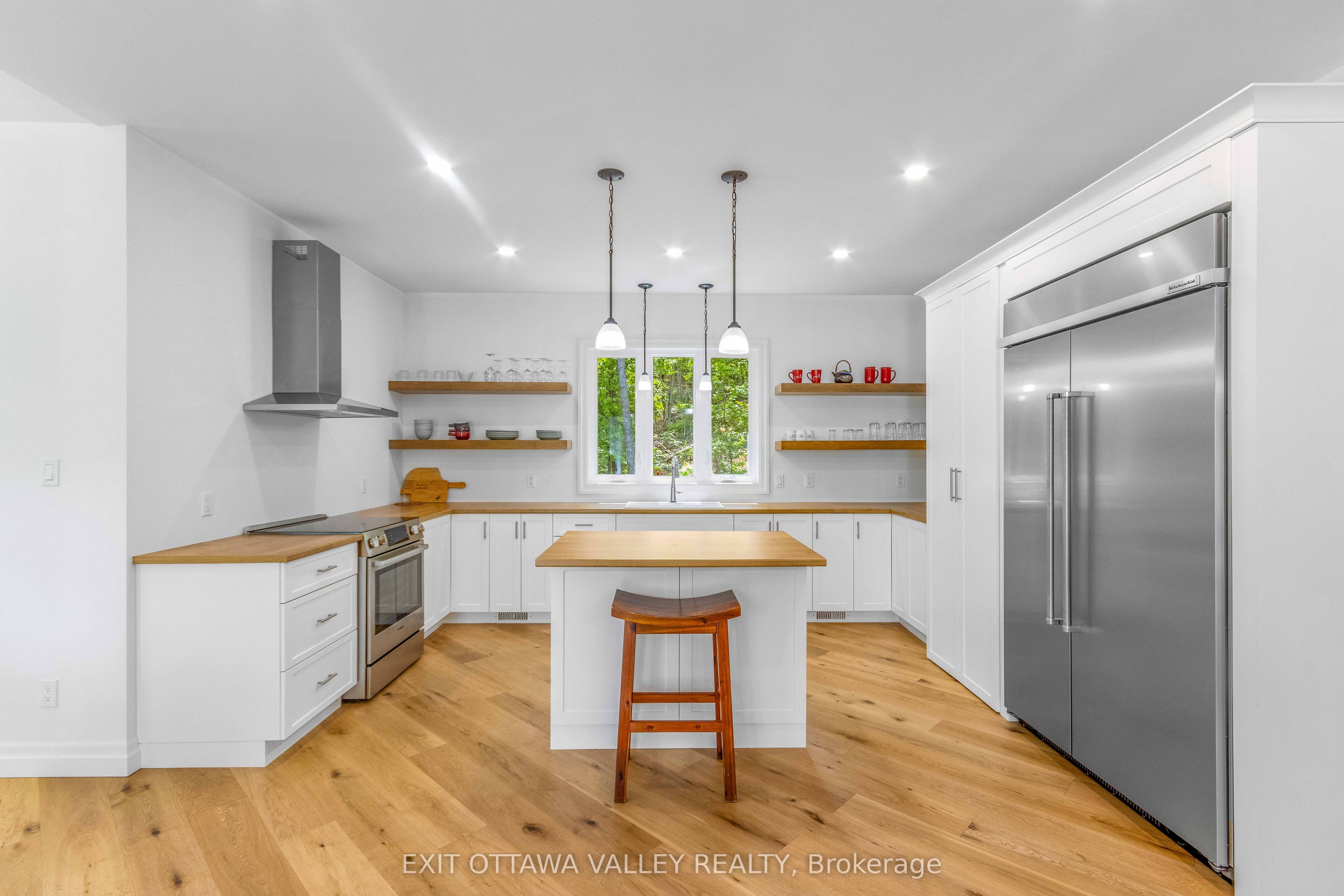 698 Mitchell Road Property Photo 13