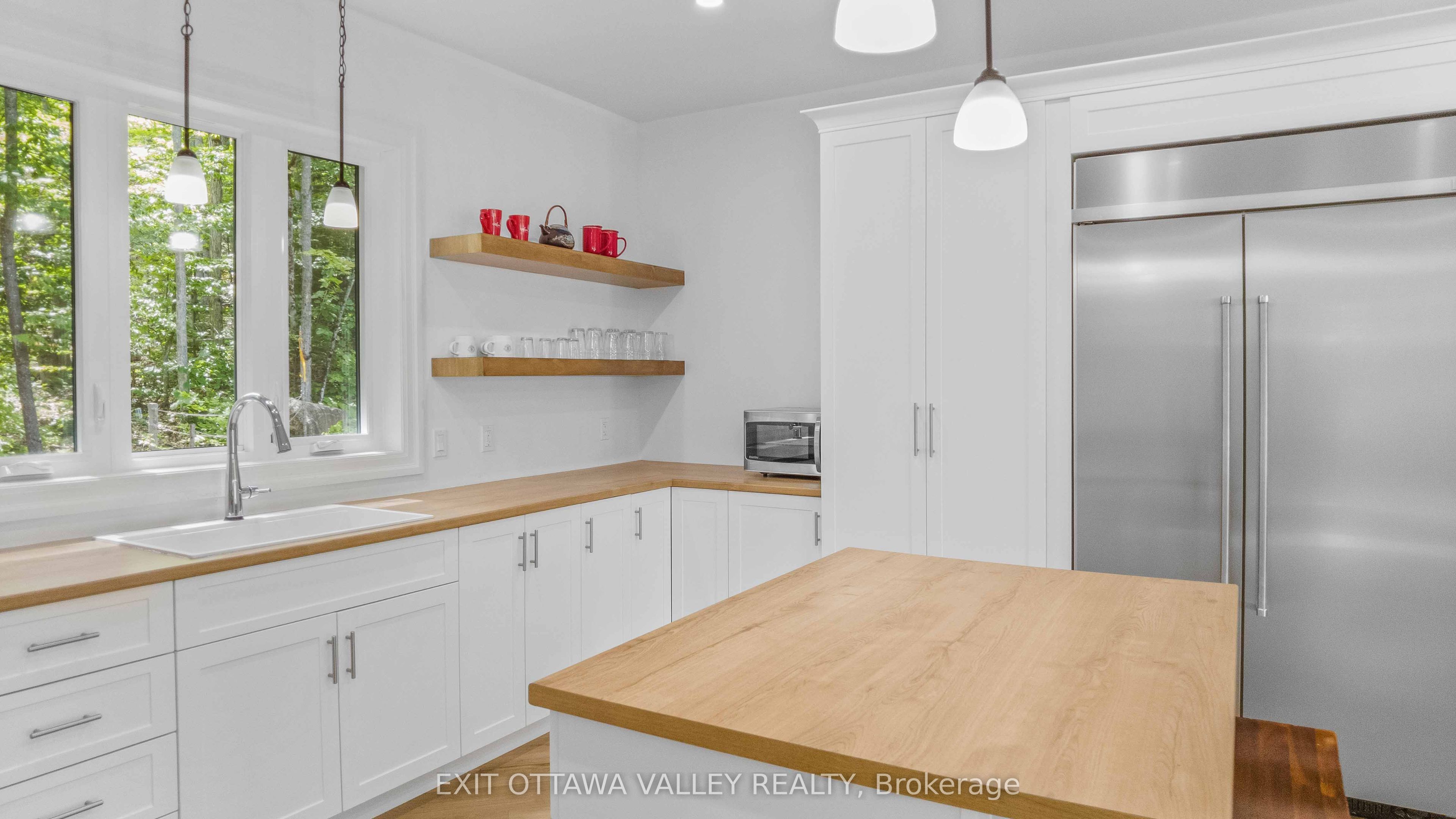 698 Mitchell Road Property Photo 16