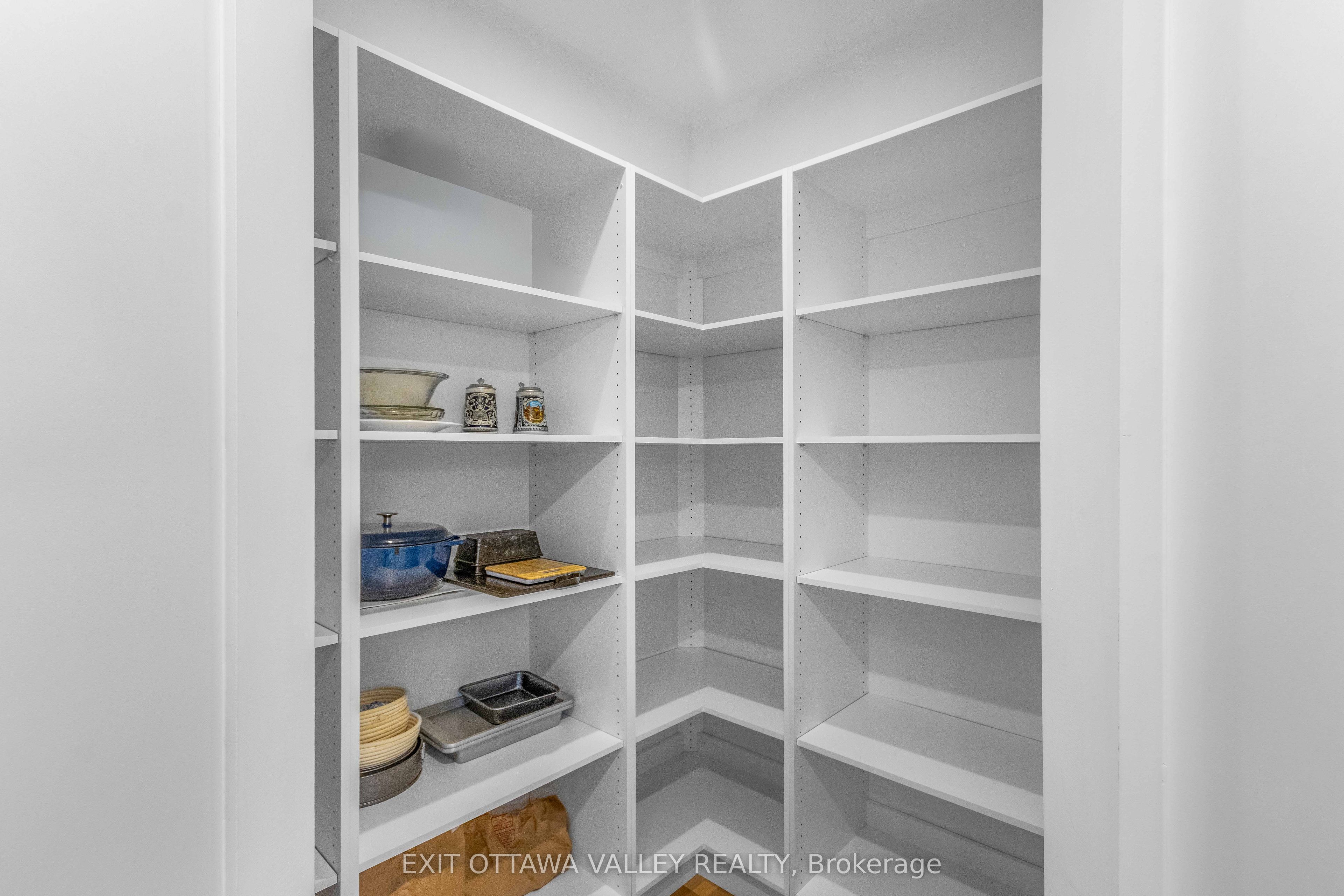 698 Mitchell Road Property Photo 17