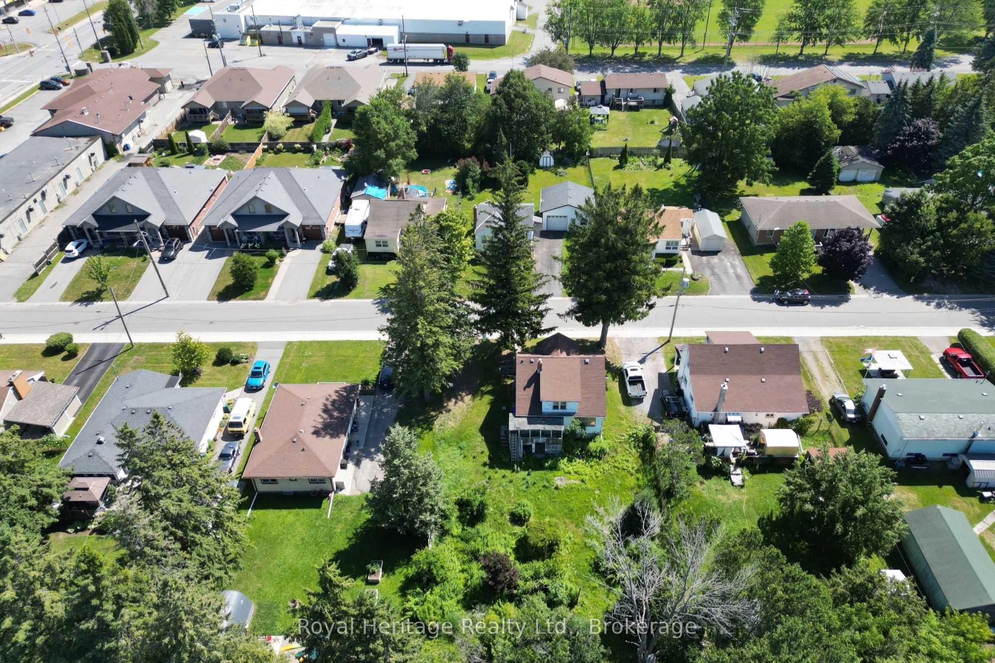12 Dufferin Street Property Photo 34