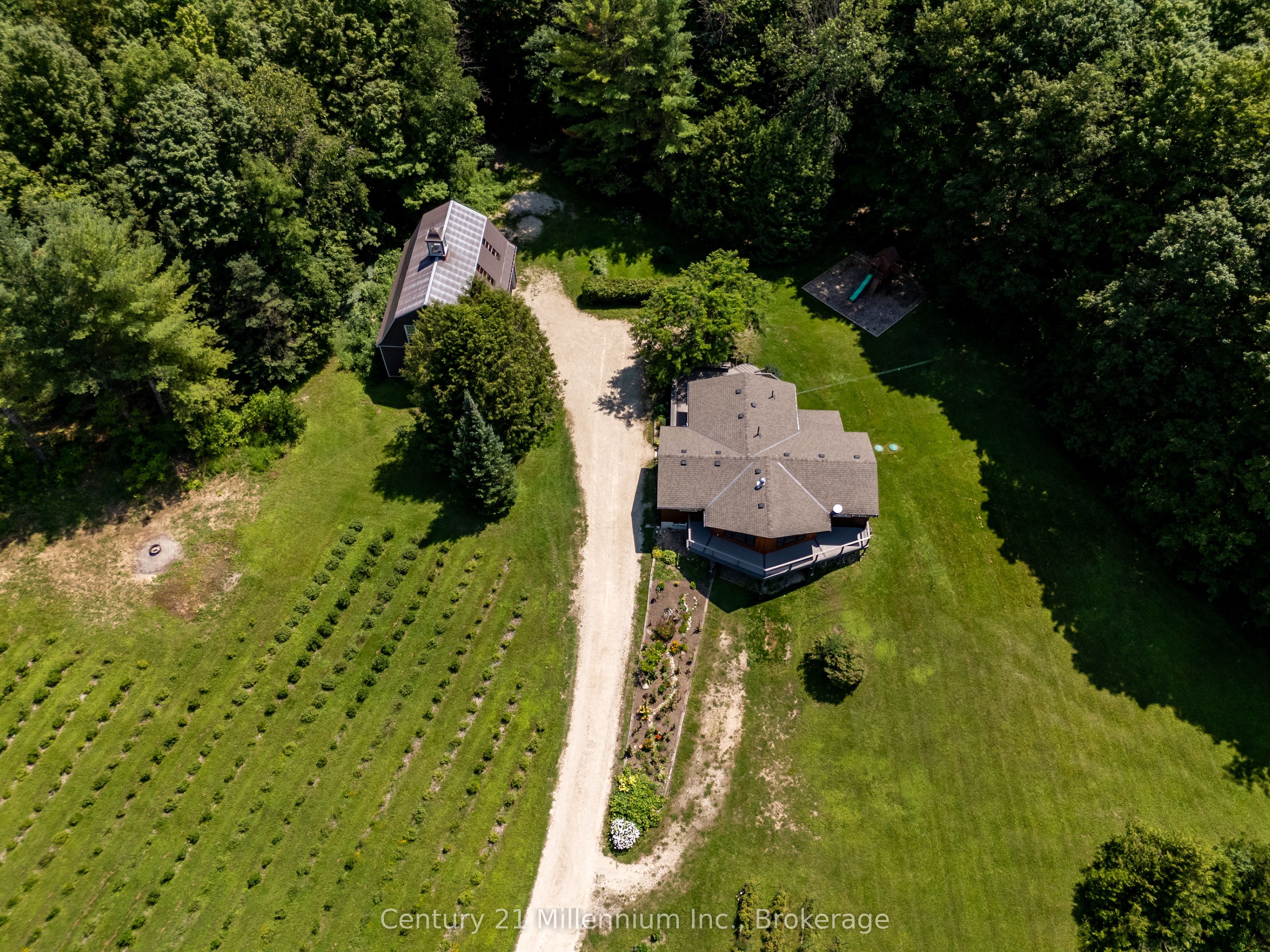 414616 Baseline Road Property Photo 3