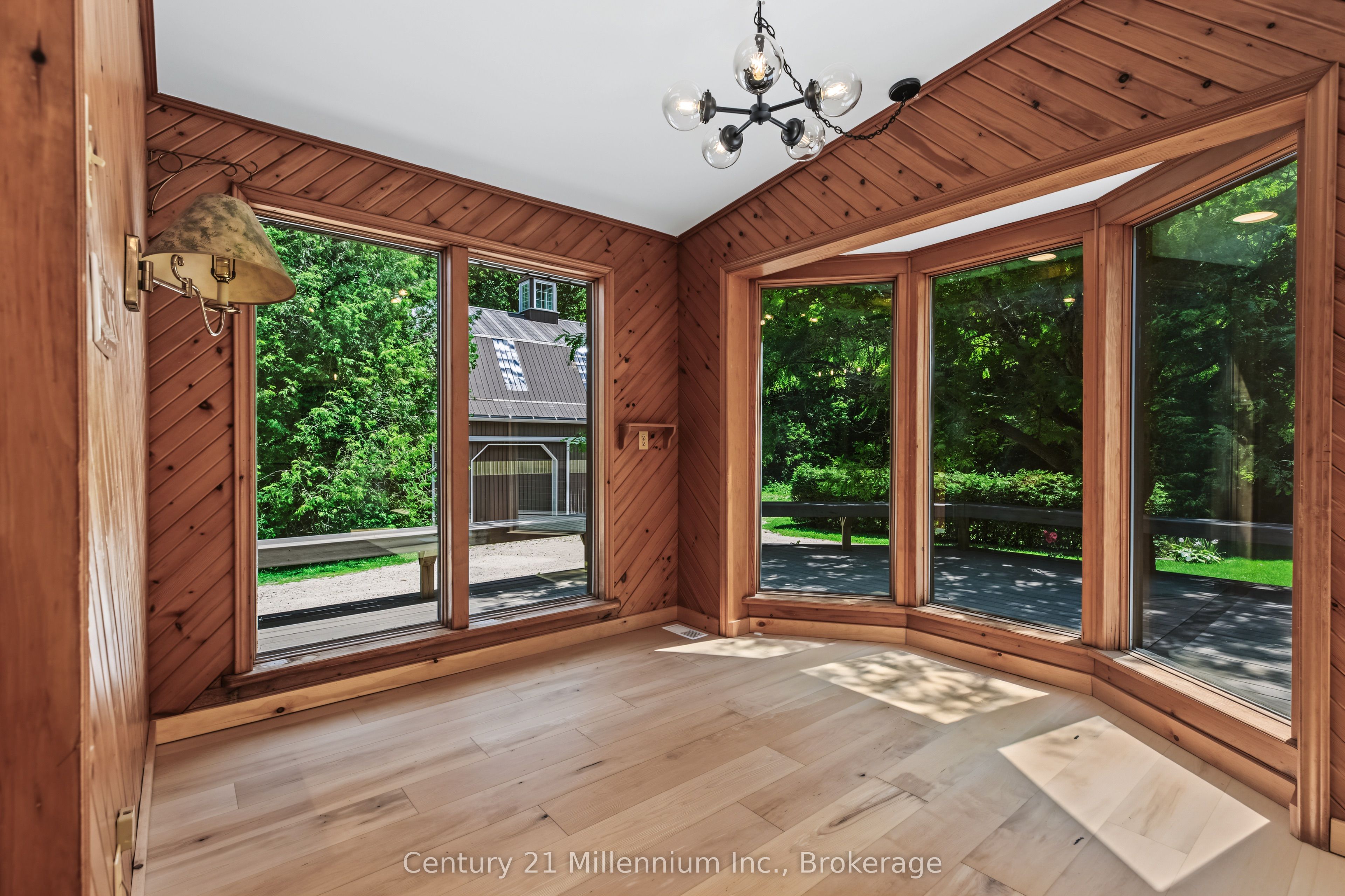 414616 Baseline Road Property Photo 17