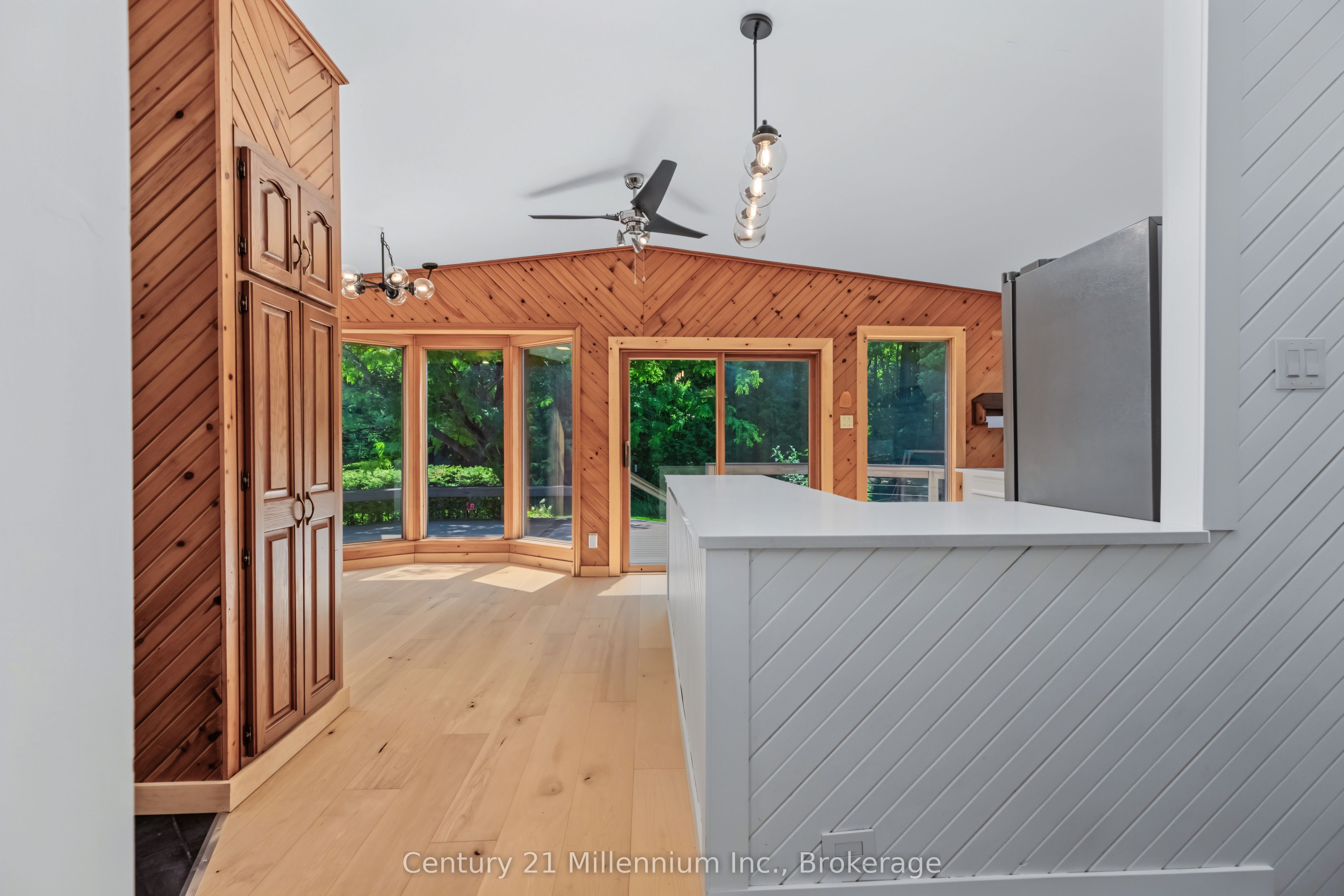 414616 Baseline Road Property Photo 25
