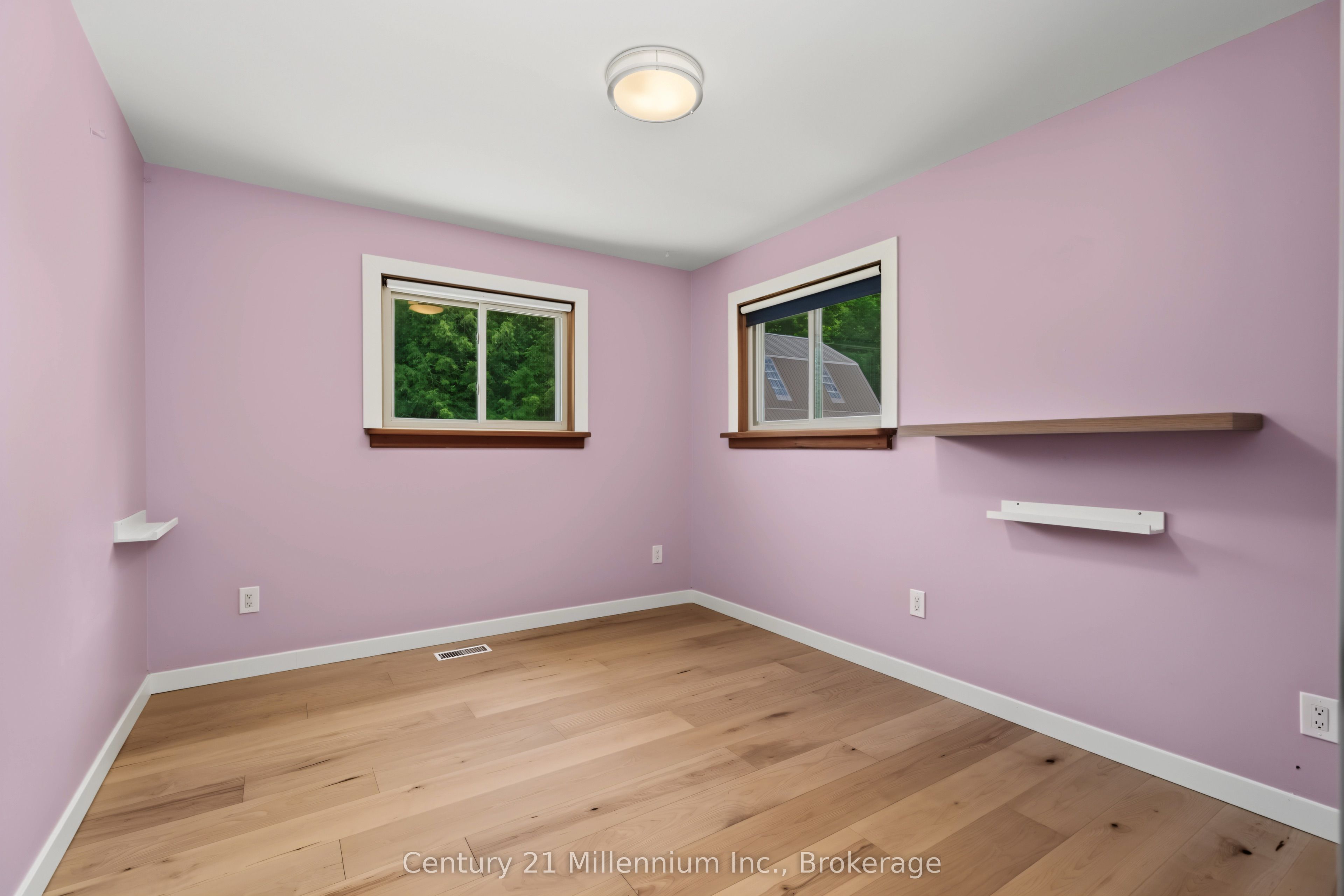 414616 Baseline Road Property Photo 29