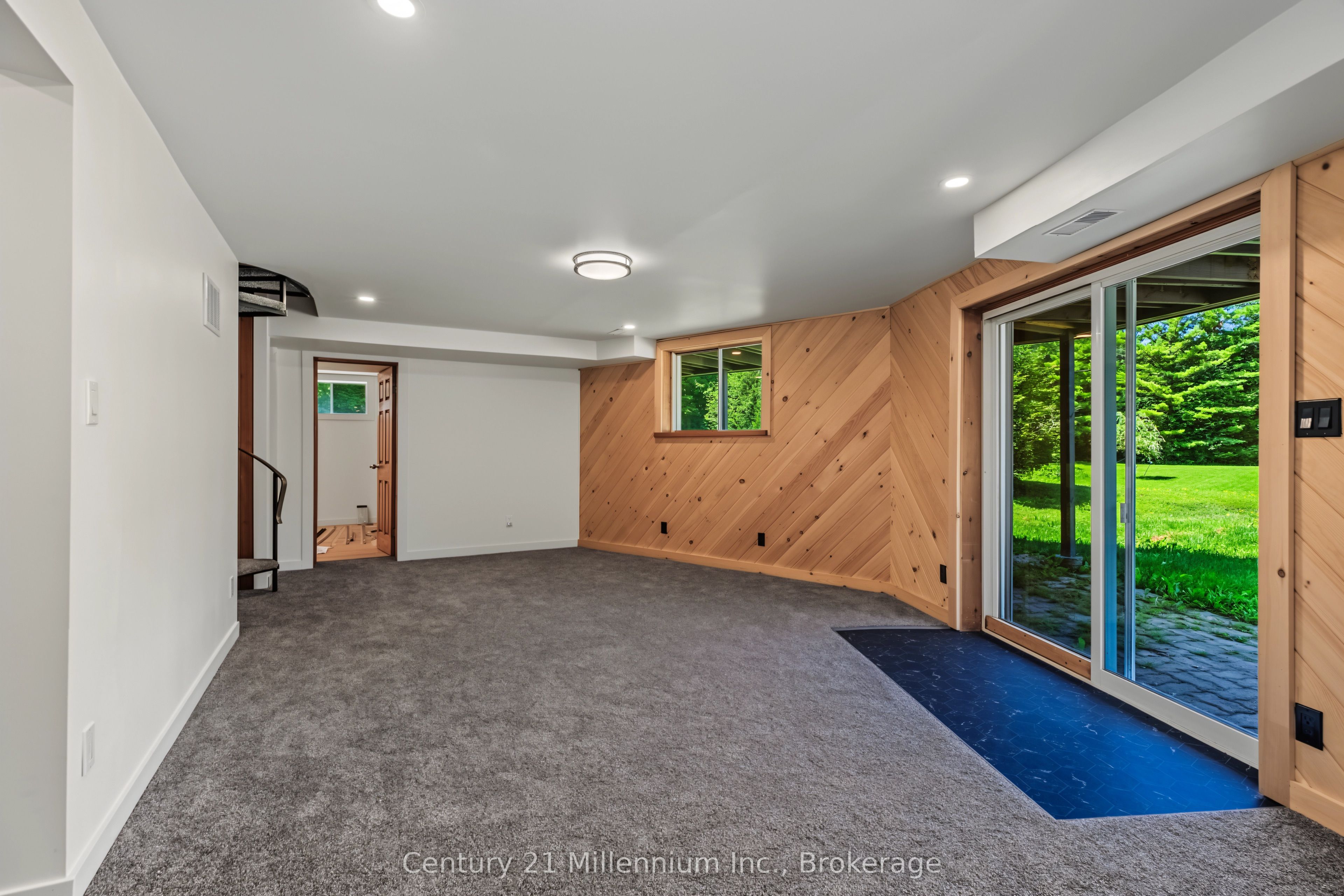 414616 Baseline Road Property Photo 36