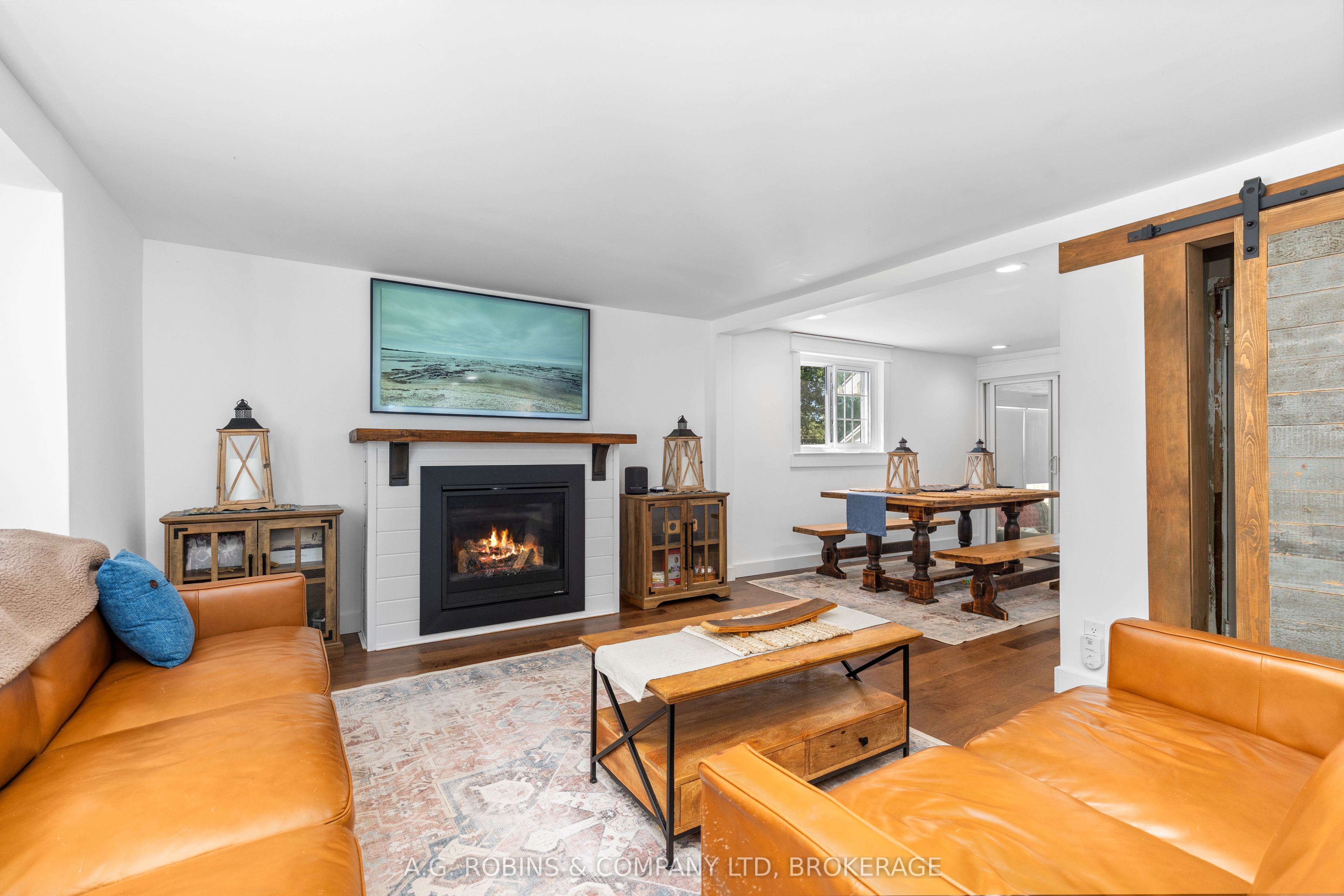 972 Silver Bay Road Property Photo 14