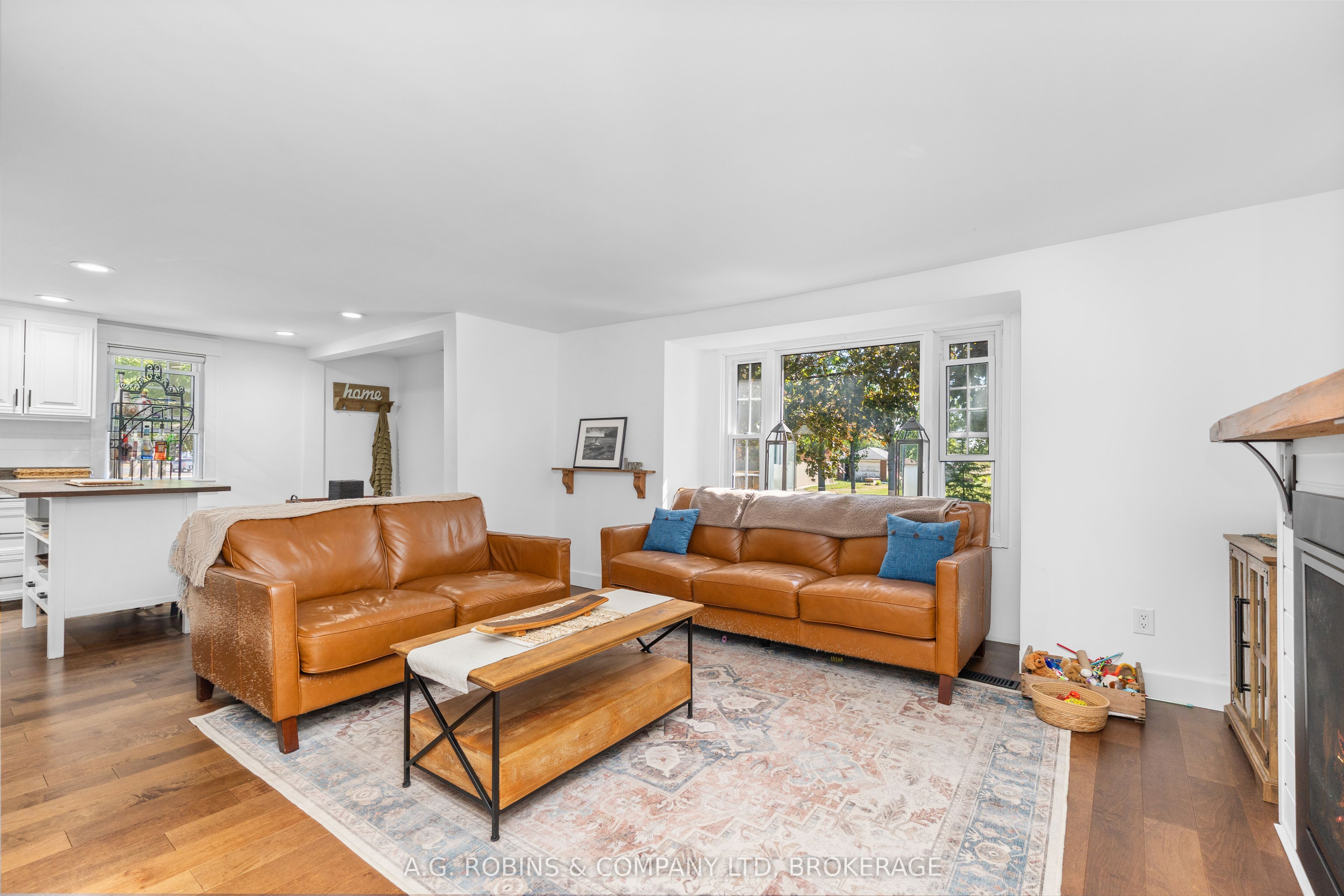 972 Silver Bay Road Property Photo 15