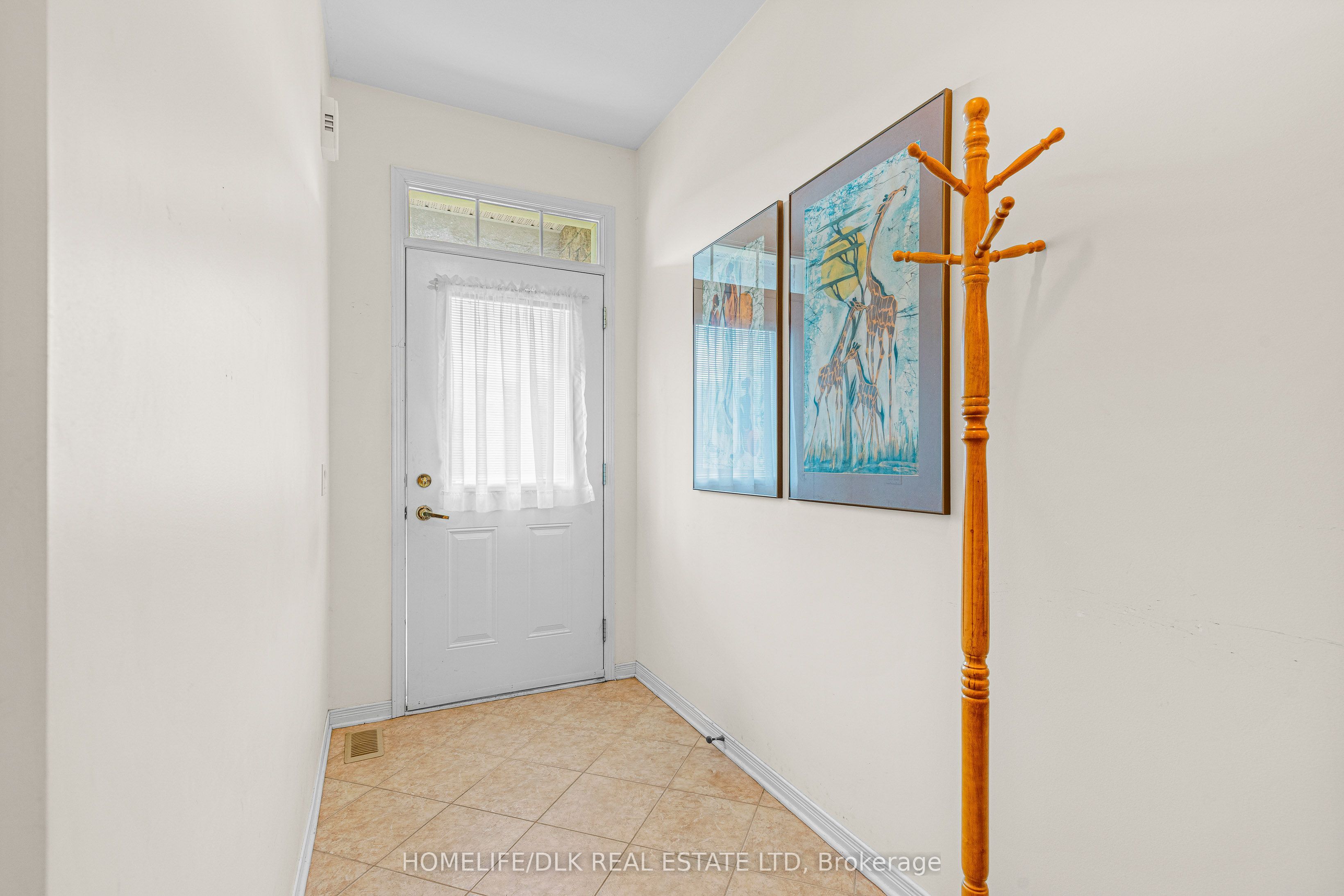 5 Susanna Lane Property Photo 4