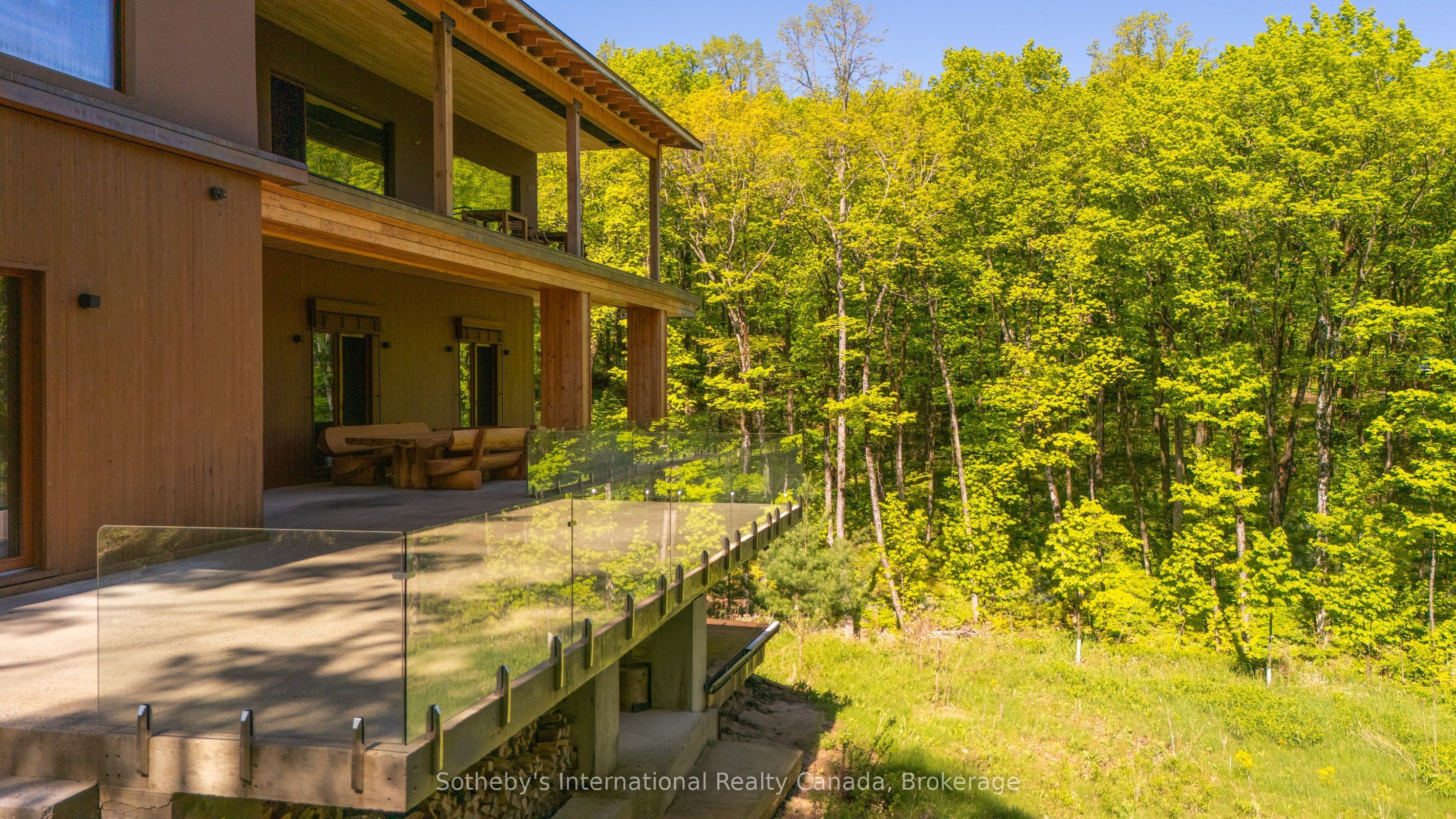1739 Trapper's Trail Road Property Photo 8