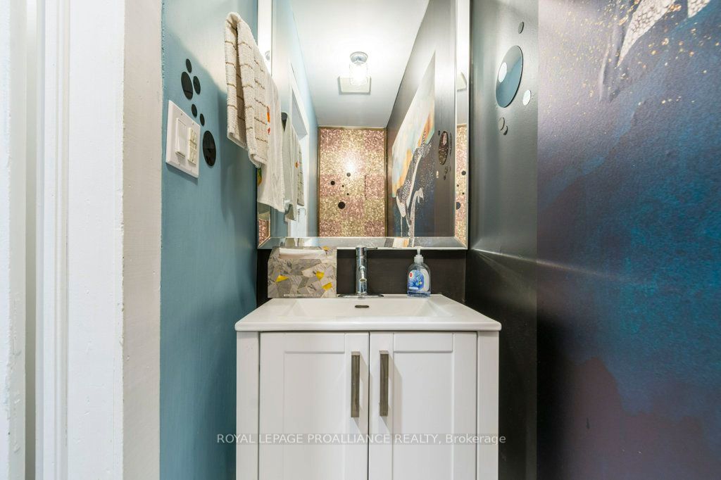 233 John Street 5 Property Photo 16
