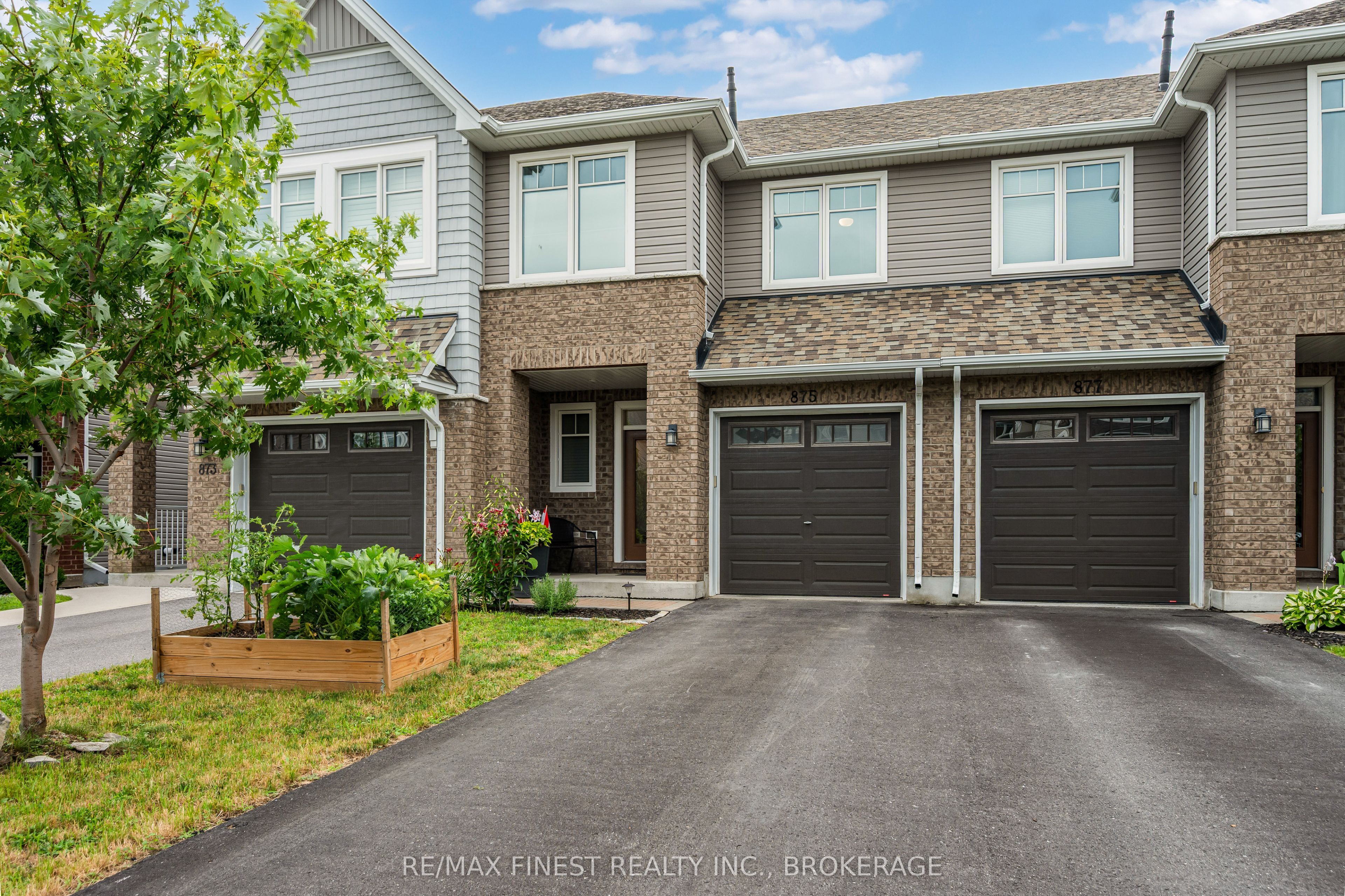 875 Riverview Way Property Photo 1