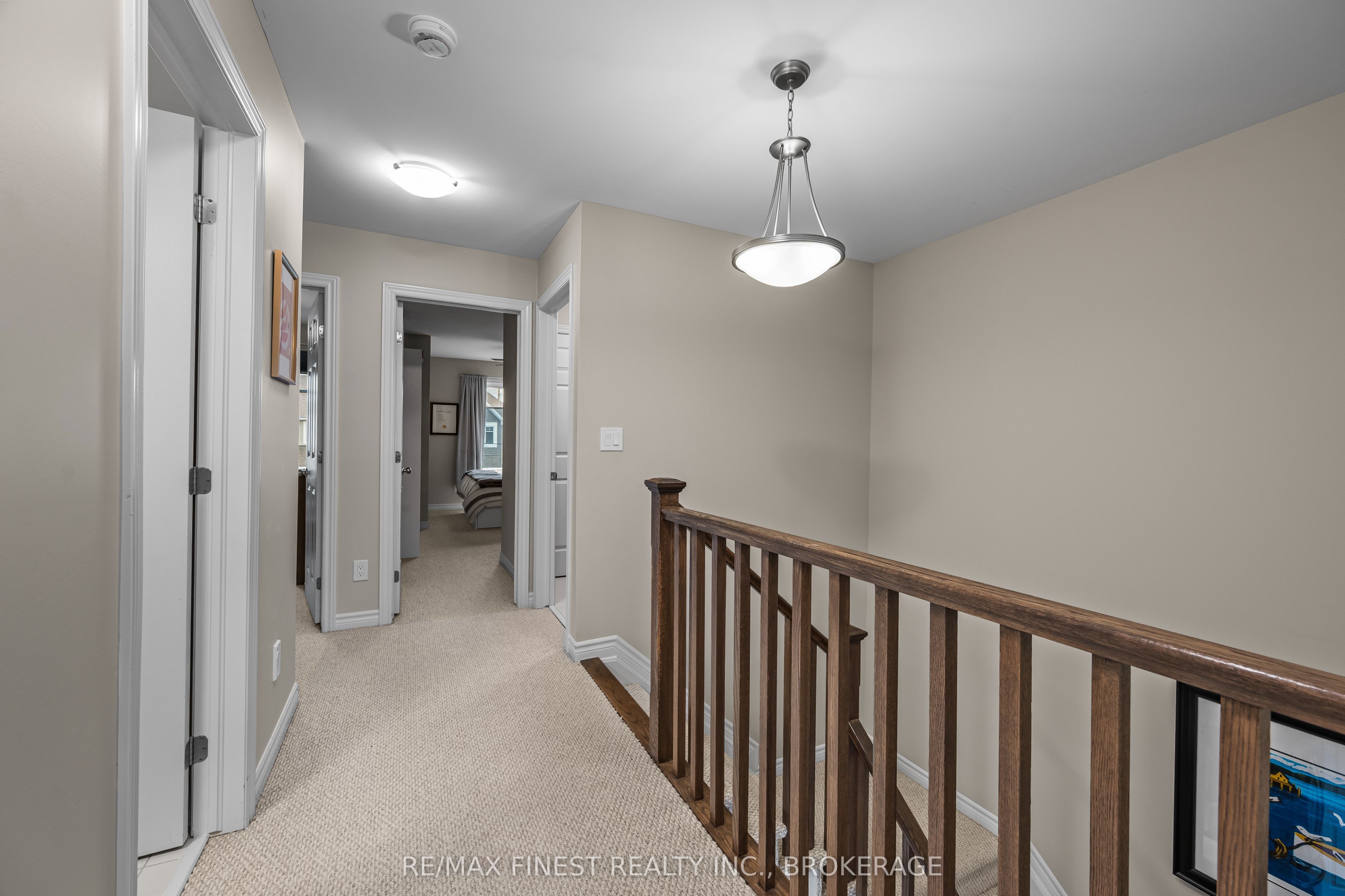 875 Riverview Way Property Photo 14