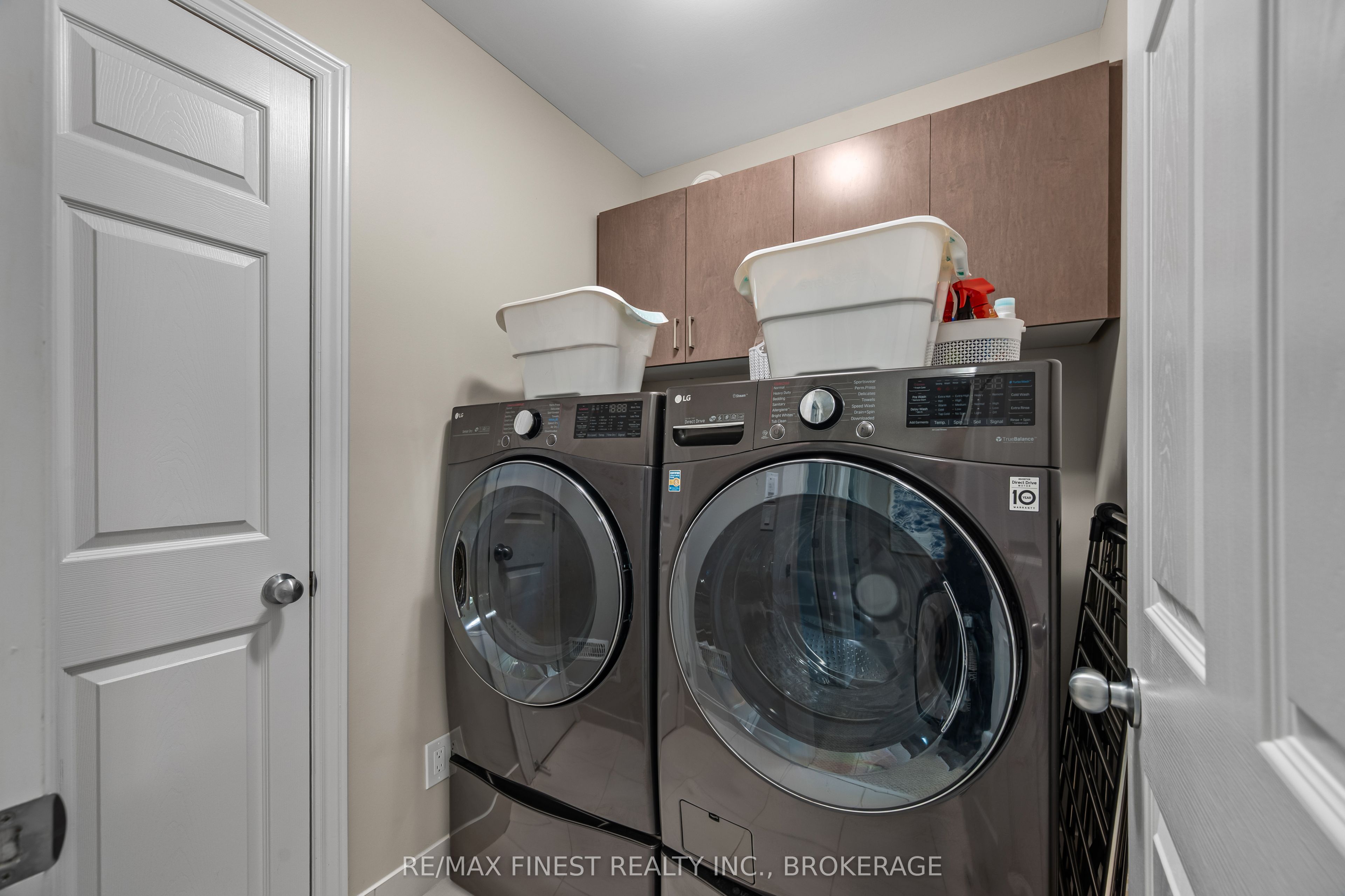 875 Riverview Way Property Photo 16