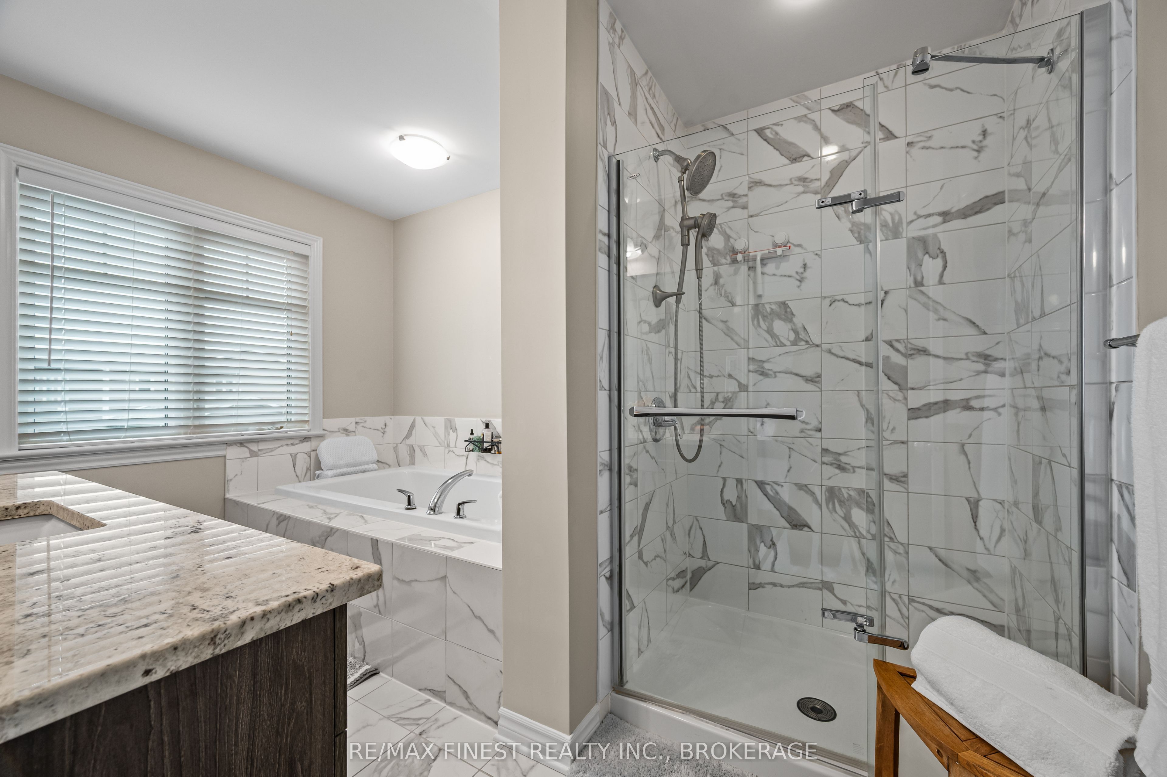 875 Riverview Way Property Photo 25