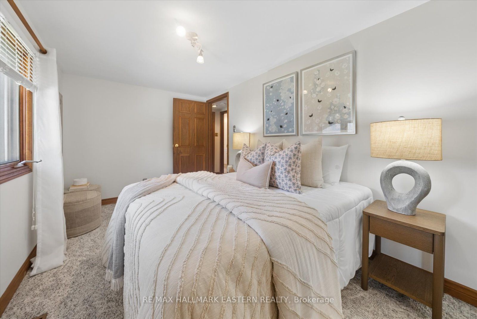 1041 Primrose Lane Property Photo 18