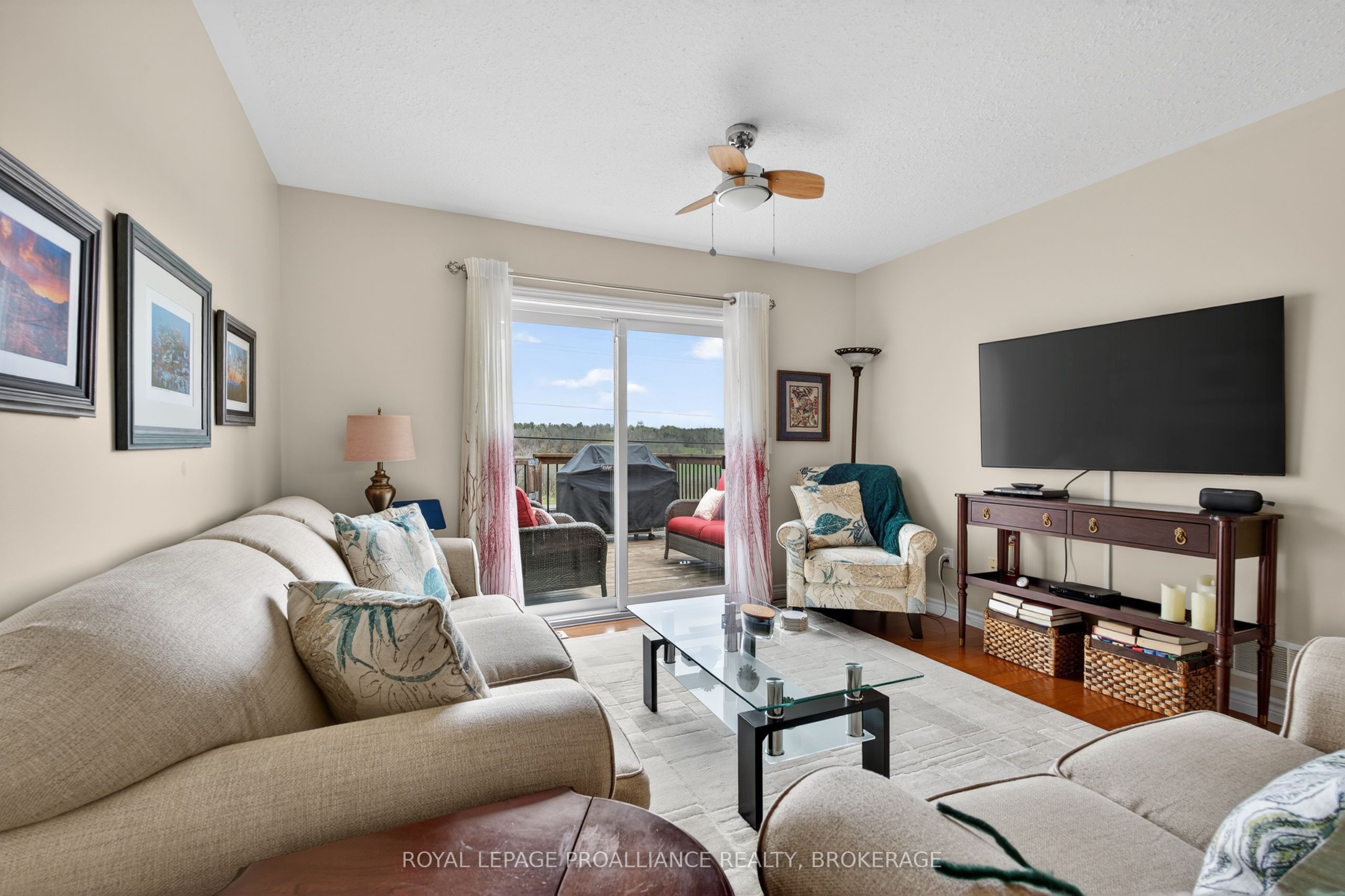 146 Britannia Crescent Property Photo 8